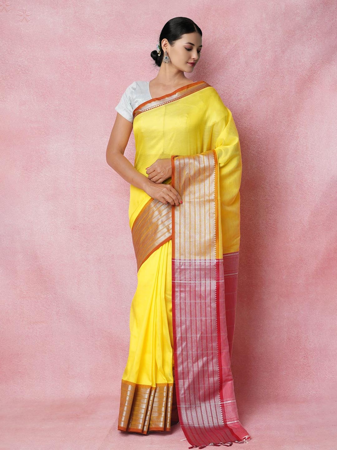 

Unnati Silks Pure Silk Handloom Mangalagiri Saree, Yellow