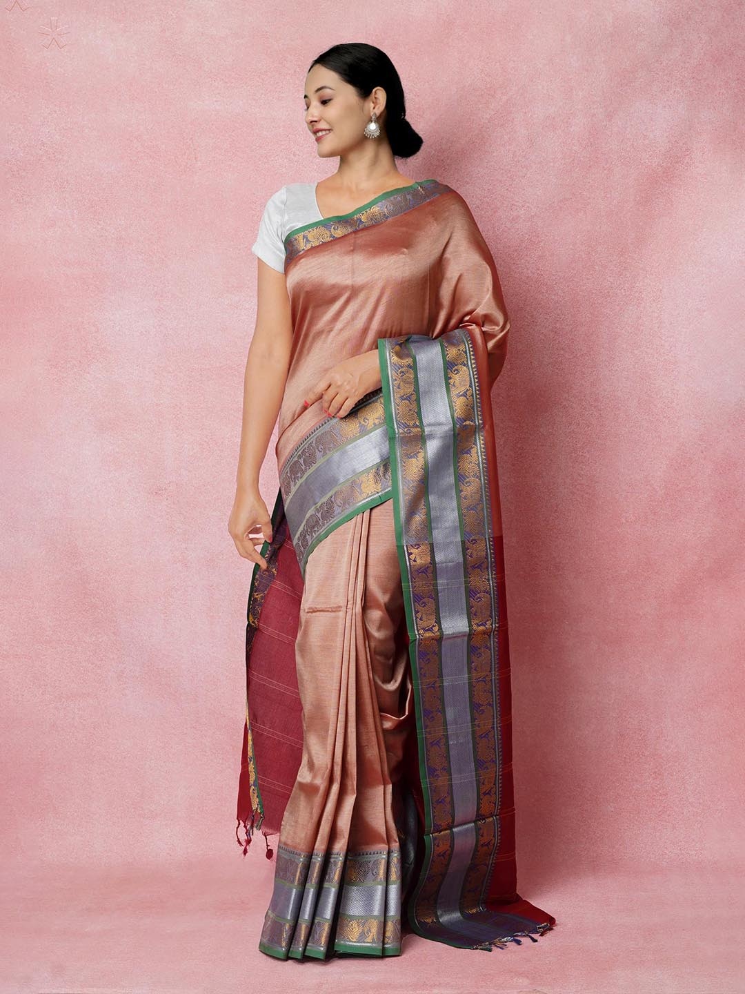 

Unnati Silks Pure Silk Handloom Narayan Peth Saree, Gold