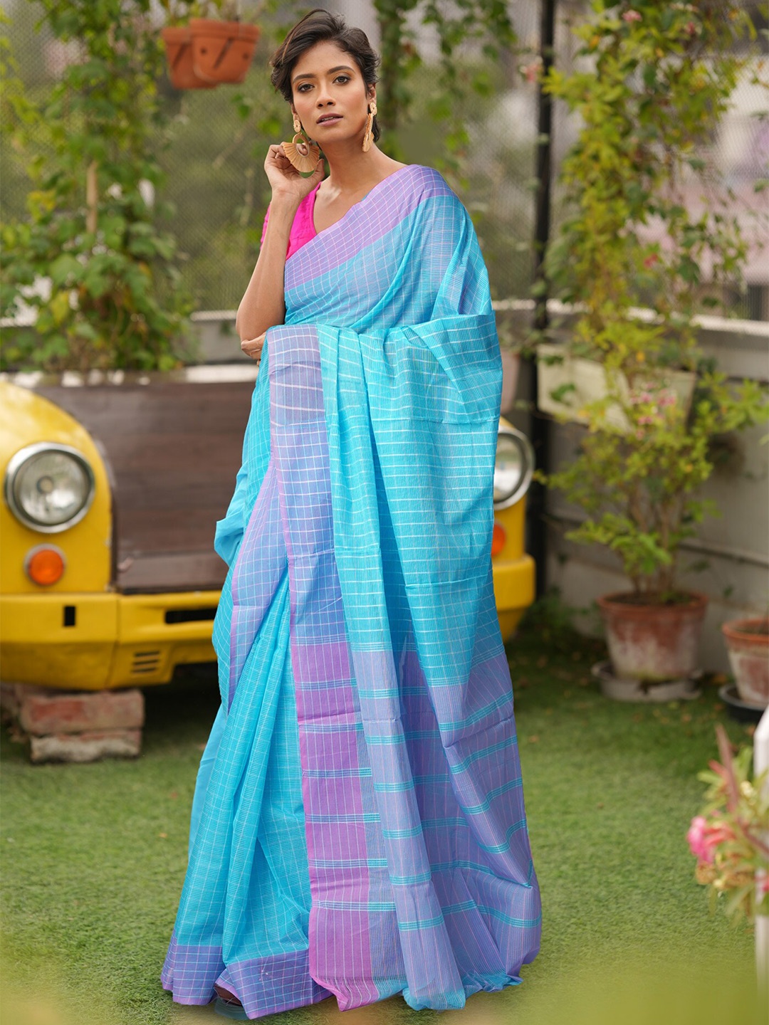 

Unnati Silks Checked Woven Design Pure Silk Narayan Peth Saree, Blue