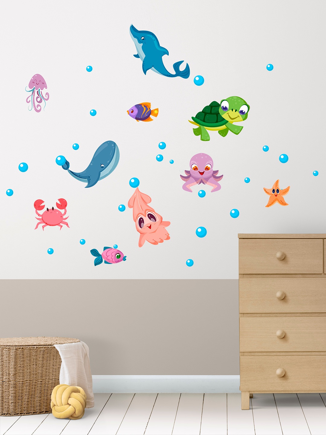 

RANGOLI Blue & Orange Cute Aquarium Animals Wall Stickers