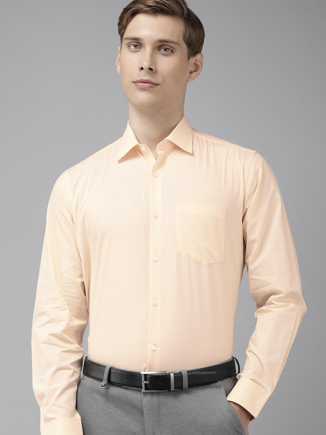 

Van Heusen Pure Cotton Custom Fit Opaque Formal Shirt, Yellow