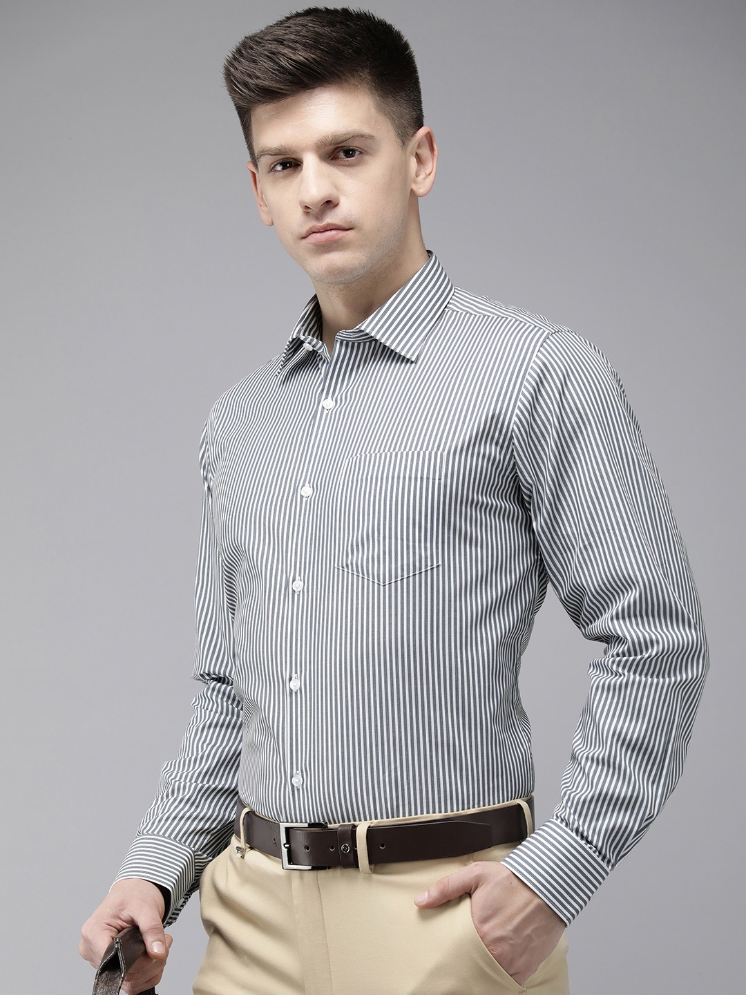 

Van Heusen Men Custom Pure Cotton Striped Formal Shirt, Grey