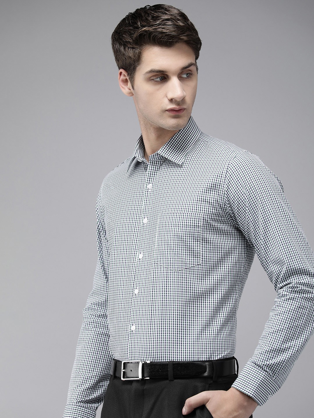 

Van Heusen Men Slim Fit Gingham Checks Pure Cotton Formal Shirt, White
