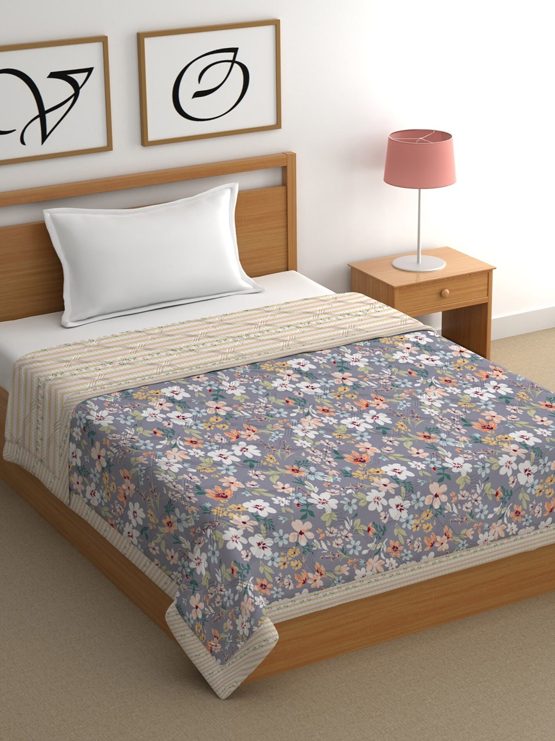

CHHAVI INDIA Grey & White Floral Printed AC Room 350 GSM Single Bed Comforter