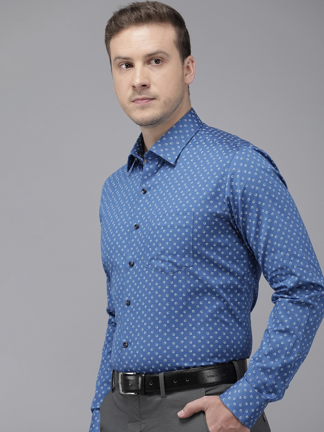 

Van Heusen Pure Cotton Slim Fit Floral Printed Formal Shirt, Blue