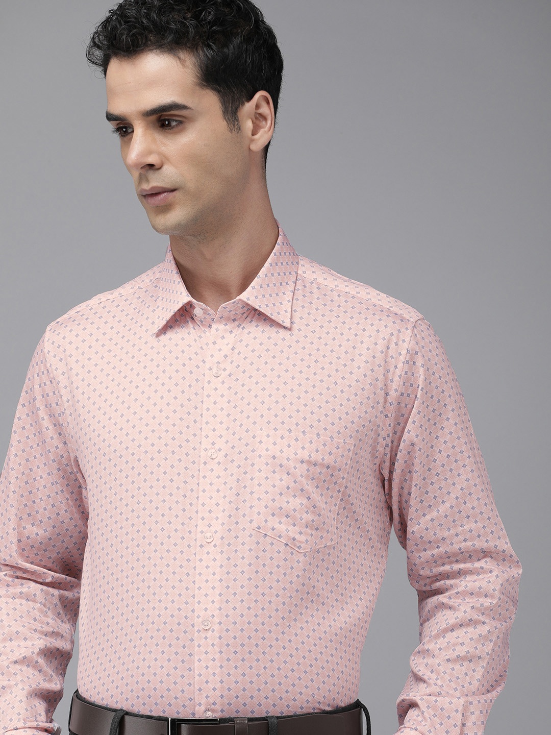 

Van Heusen Pure Cotton Custom Opaque Printed Formal Shirt, Peach