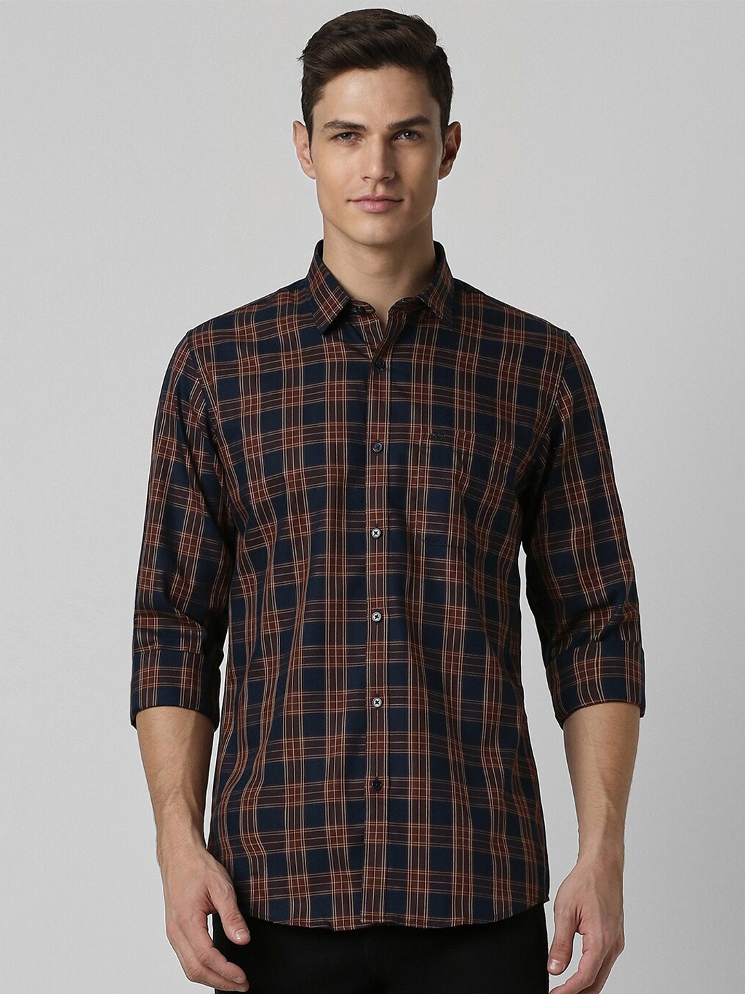 

Peter England Casuals Tartan Checked Slim Fit Pure Cotton Casual Shirt, Navy blue