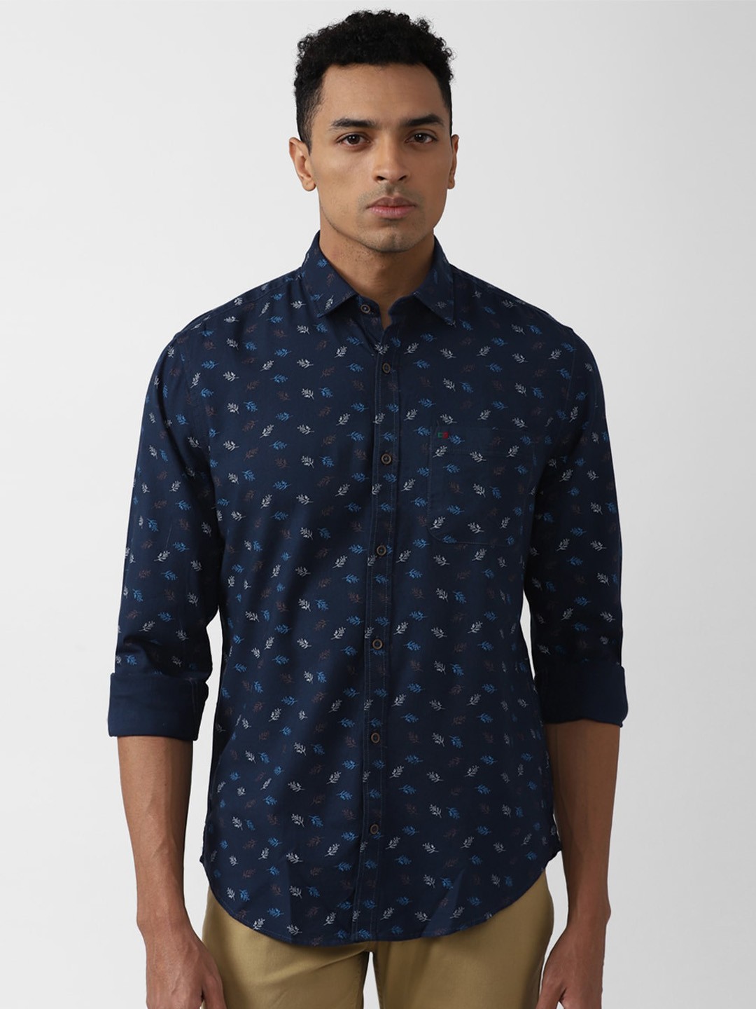 

Peter England Casuals Floral Printed Slim Fit Pure Cotton Casual Shirt, Navy blue