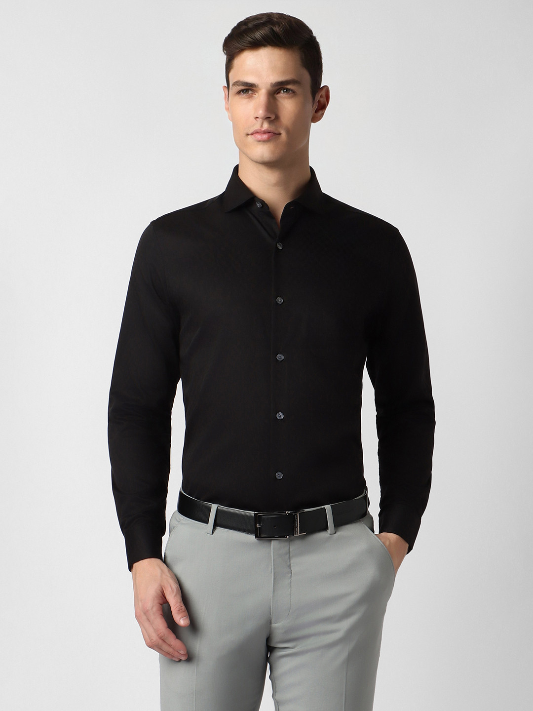 

Peter England Elite Men Black Slim Fit Formal Shirt