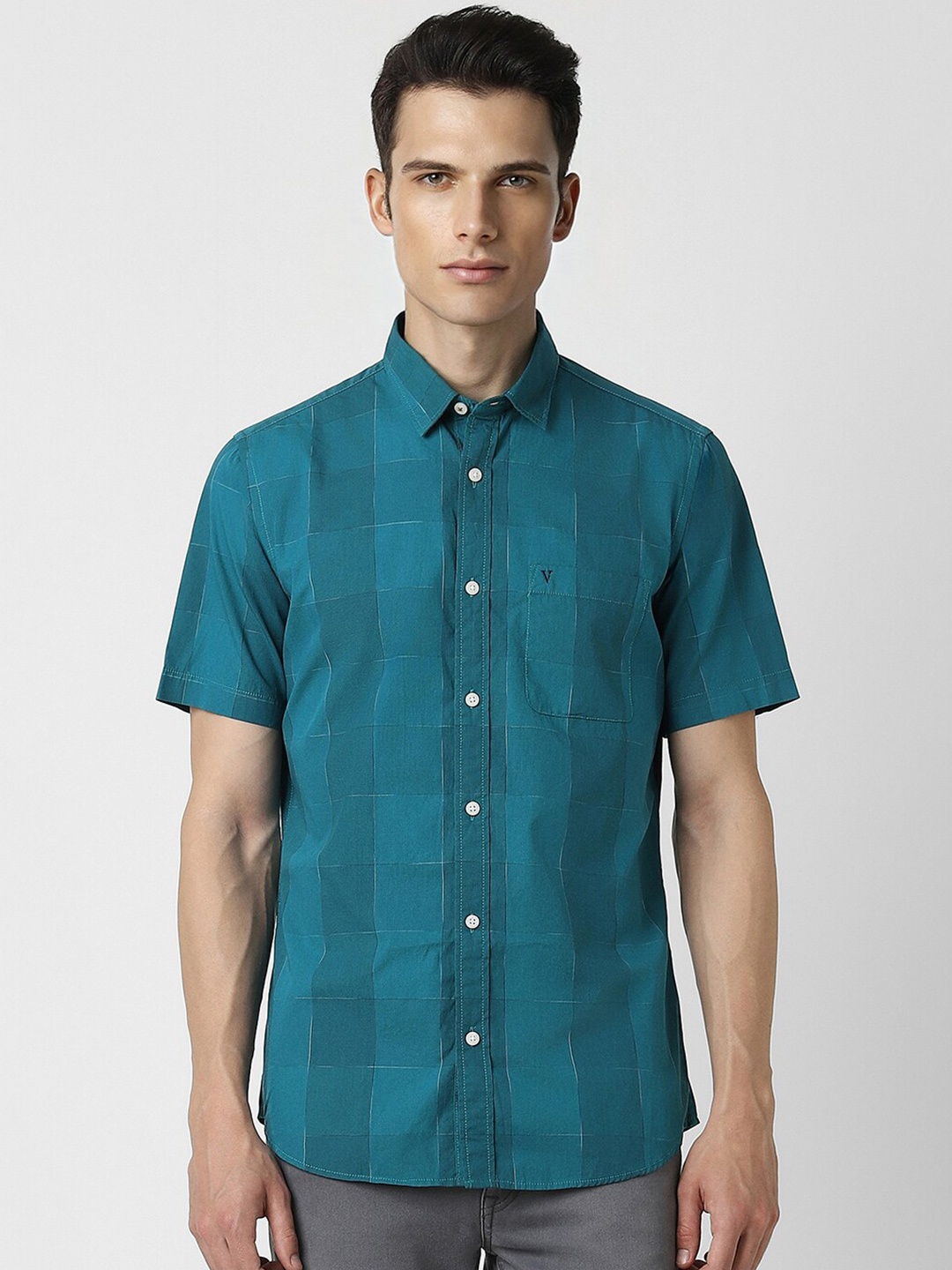 

Van Heusen Sport Spread Collar Slim Fit Checked Casual Shirt, Blue