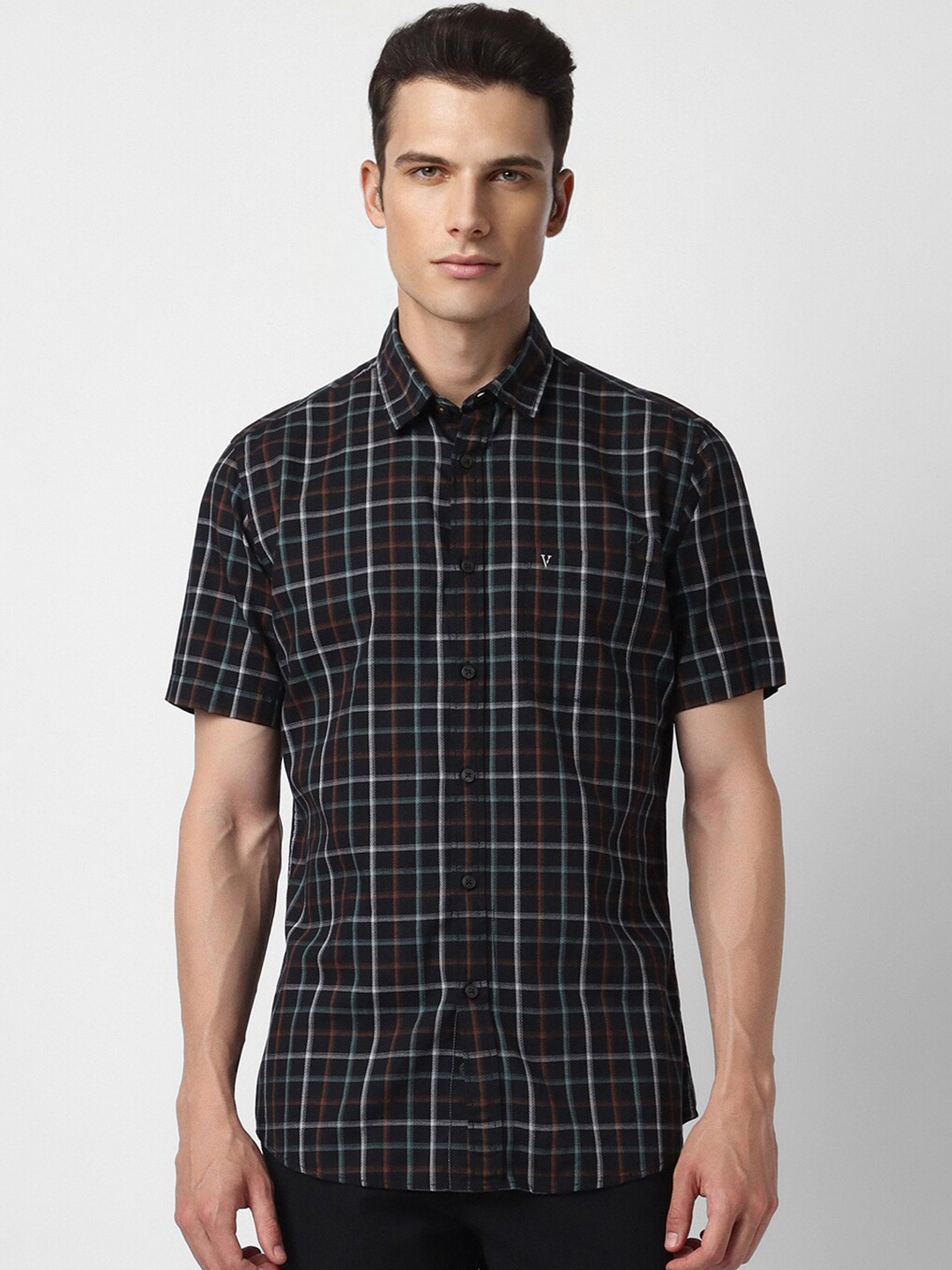 

Van Heusen Sport Slim Fit Grid Tattersall Checked Pure Cotton Casual Shirt, Black
