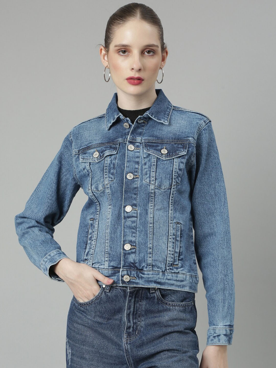 

SHOWOFF Blue Spread Collar Long Sleeves Windcheater Denim Jacket