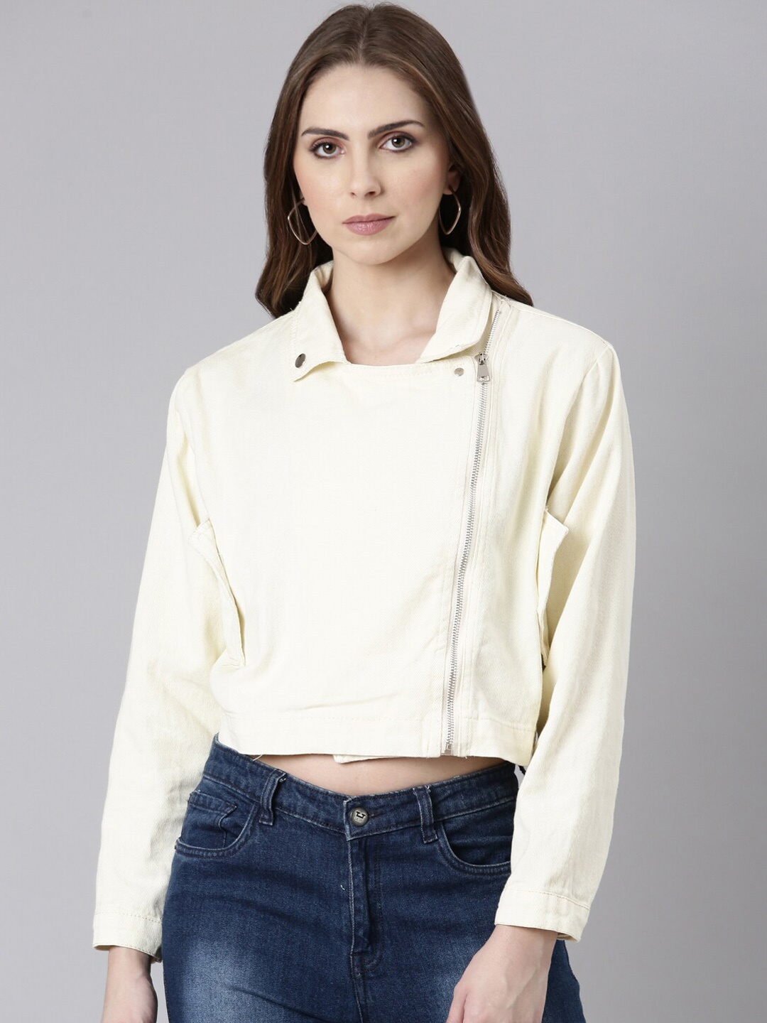 

SHOWOFF Spread Collar Windcheater Crop Denim Jacket, Cream