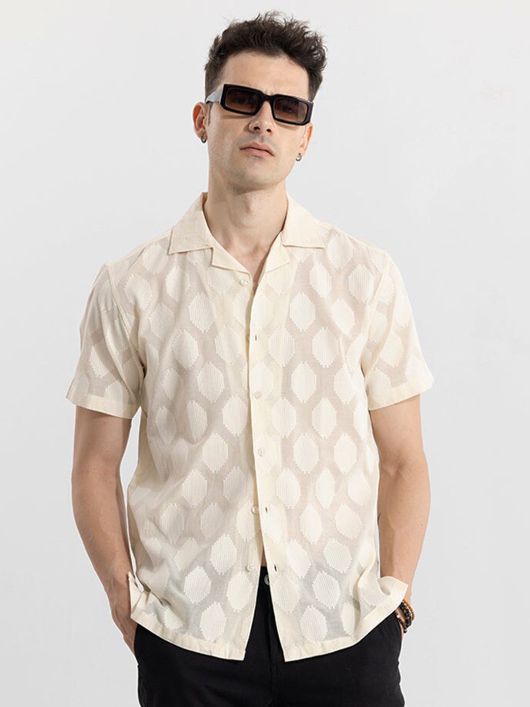 

Snitch Cream-Coloured Classic Slim Fit Casual Shirt