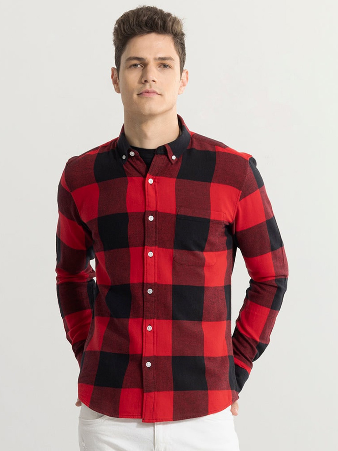 

Snitch Re Black Classic Slim Fit Buffalo Checked Pure Cotton Casual Shirt, Red