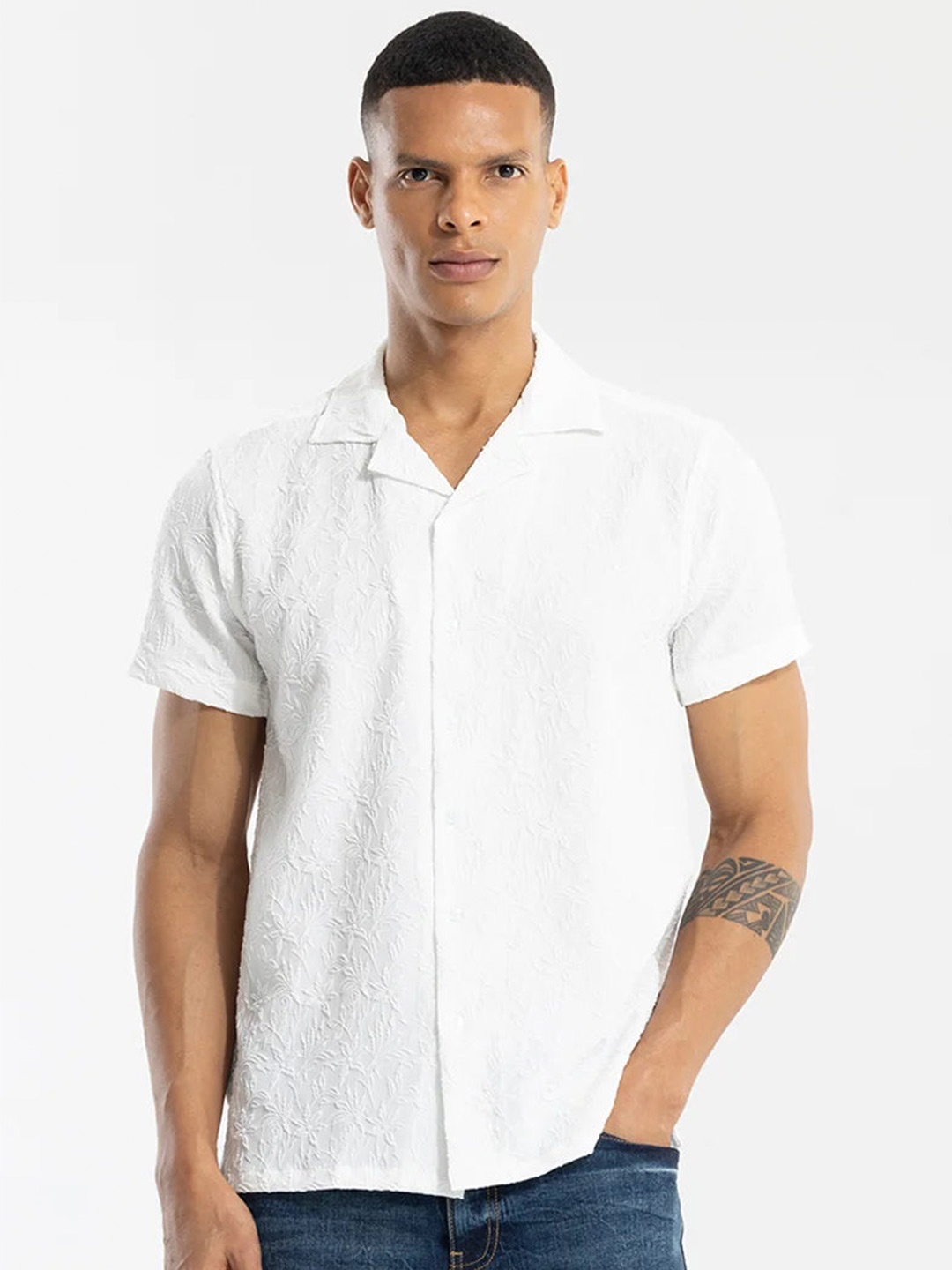 

Snitch White Classic Cuban Collar Shirt