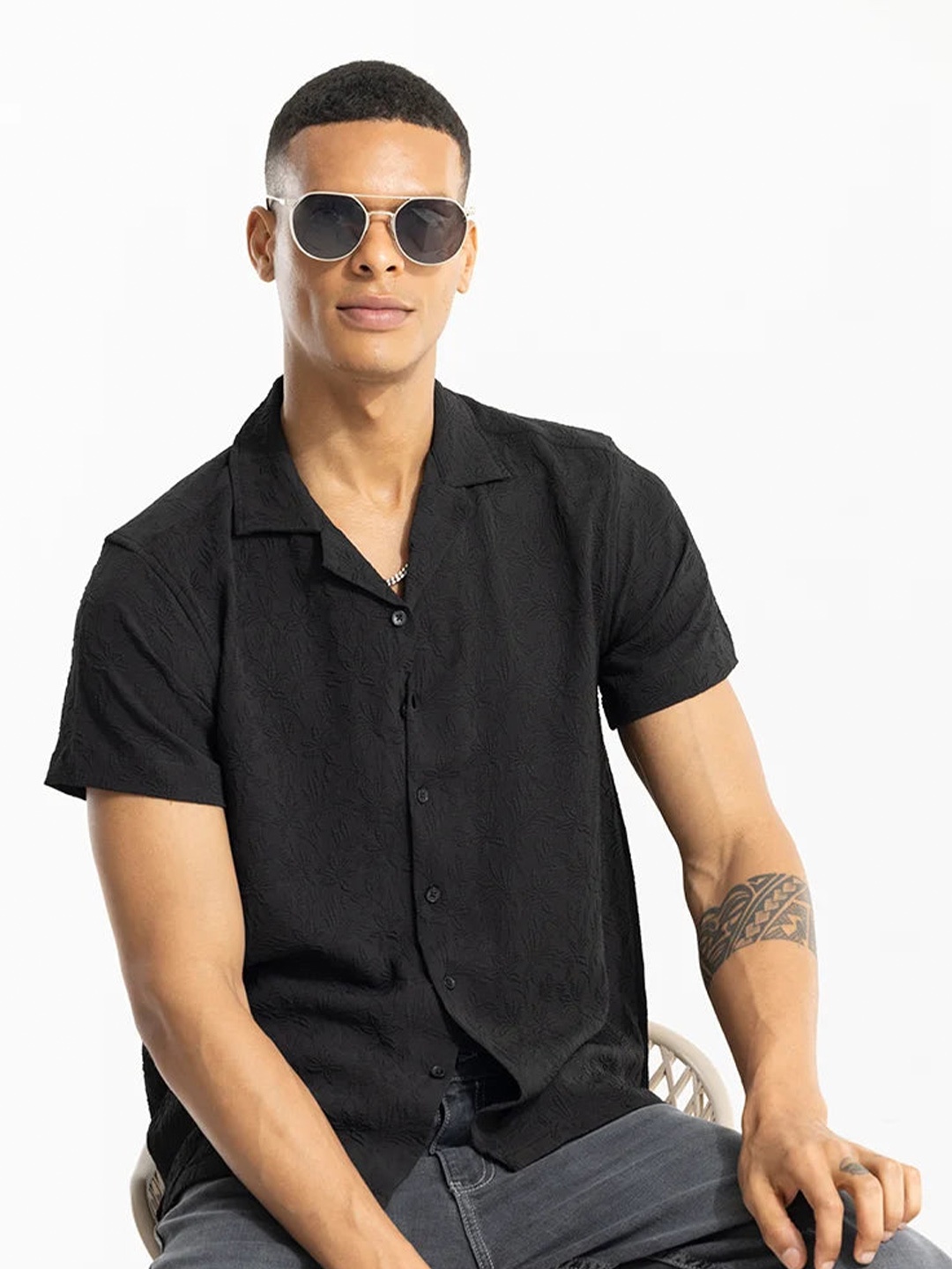 

Snitch Black Classic Casual Shirt