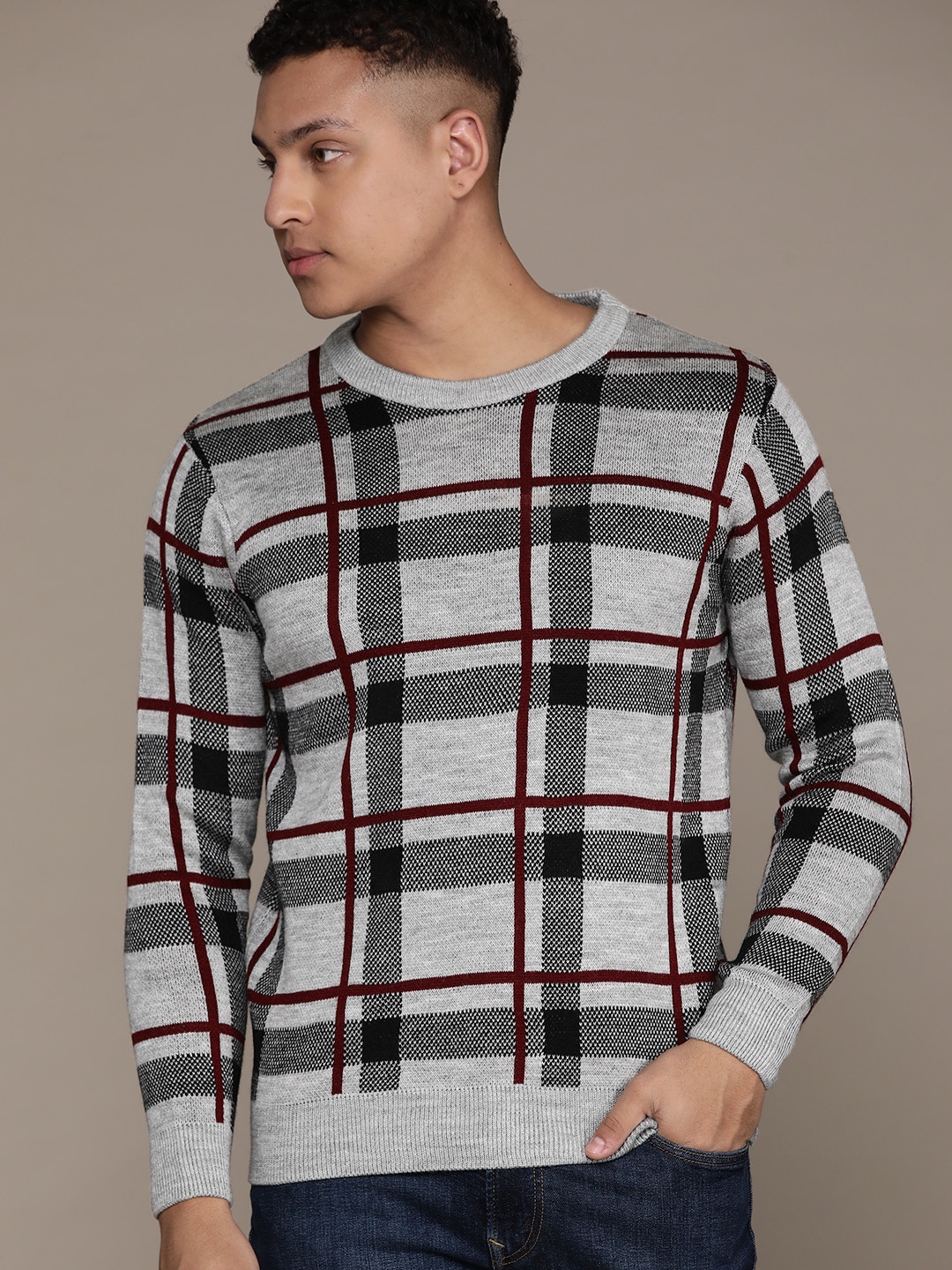 

Roadster Men Checked Acrylic Pullover Sweater, Grey