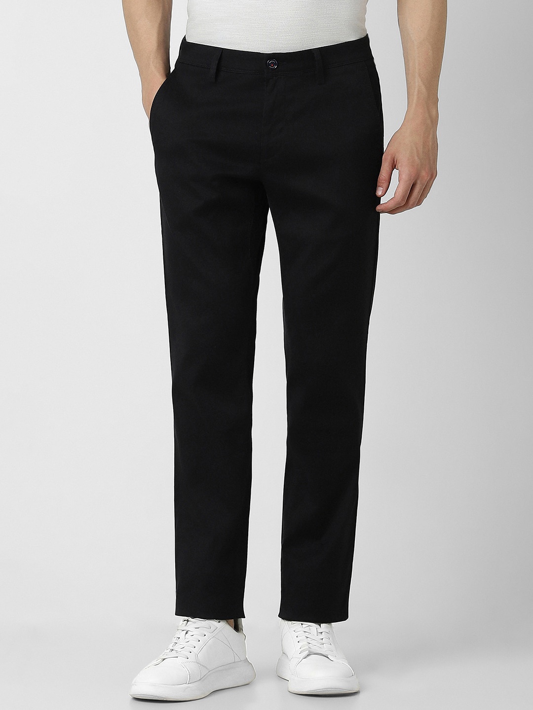

Van Heusen Sport Men Slim Fit Mid-Rise Pain Cotton Trousers, Black