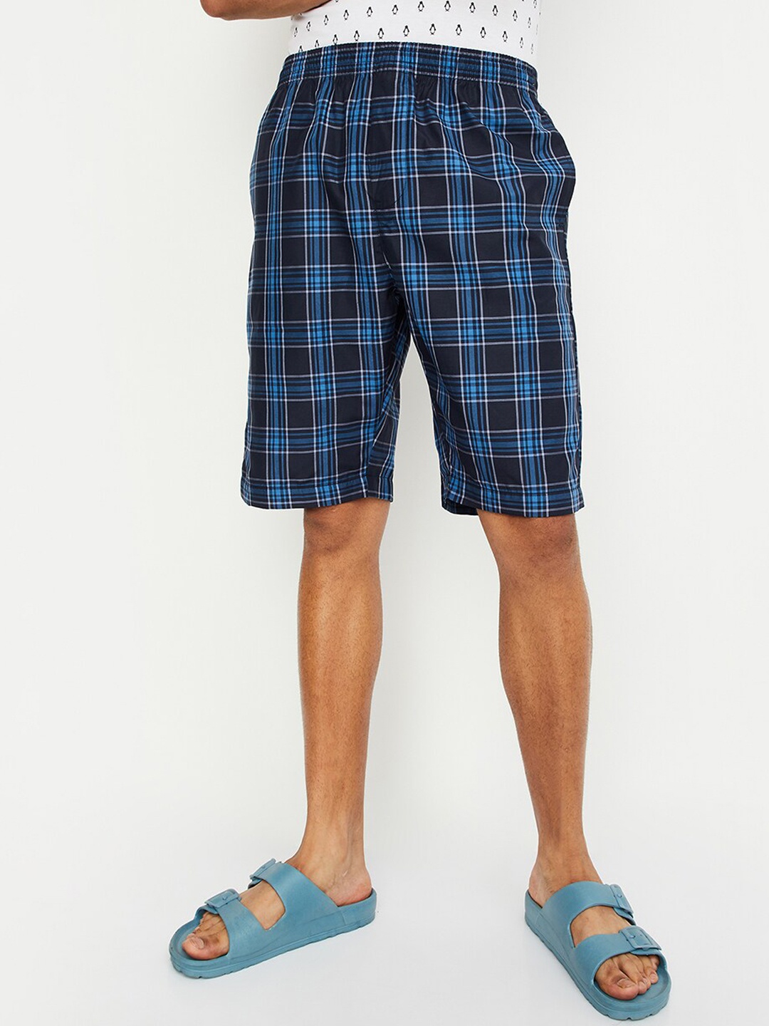 

max Men Checked Mid Rise Pure Cotton Lounge Shorts, Navy blue