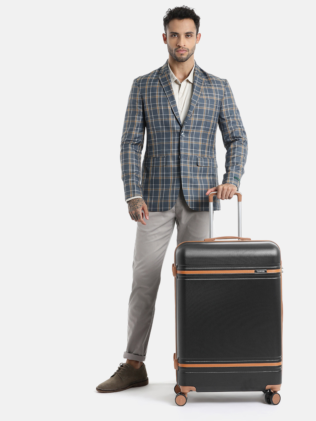 

Teakwood Leathers Textured USA Hard Large Suitcase Trolley Bag 95.5 L, Black