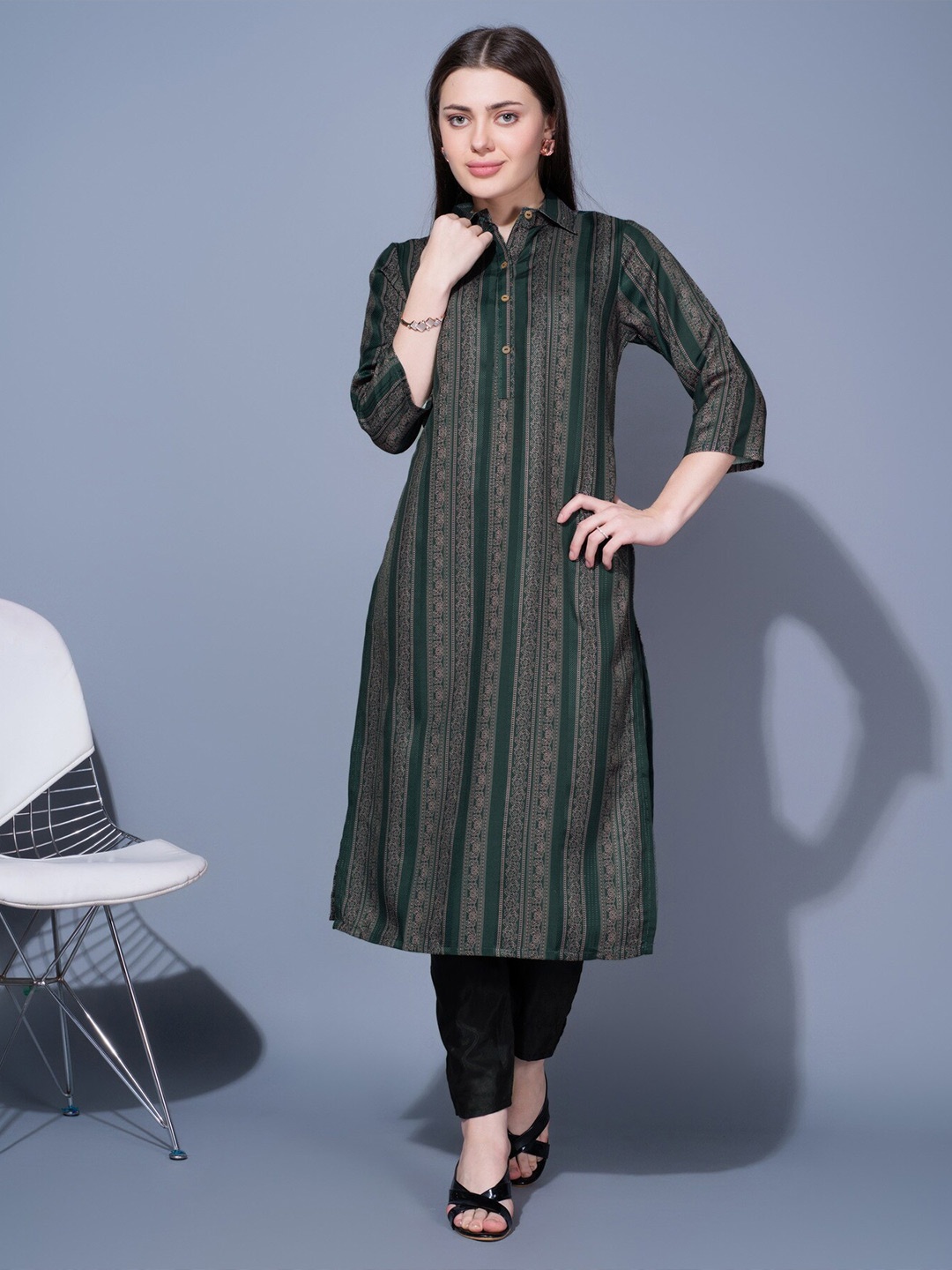 

soan Ethnic Motifs Printed Shirt Collar Straight Kurta, Green