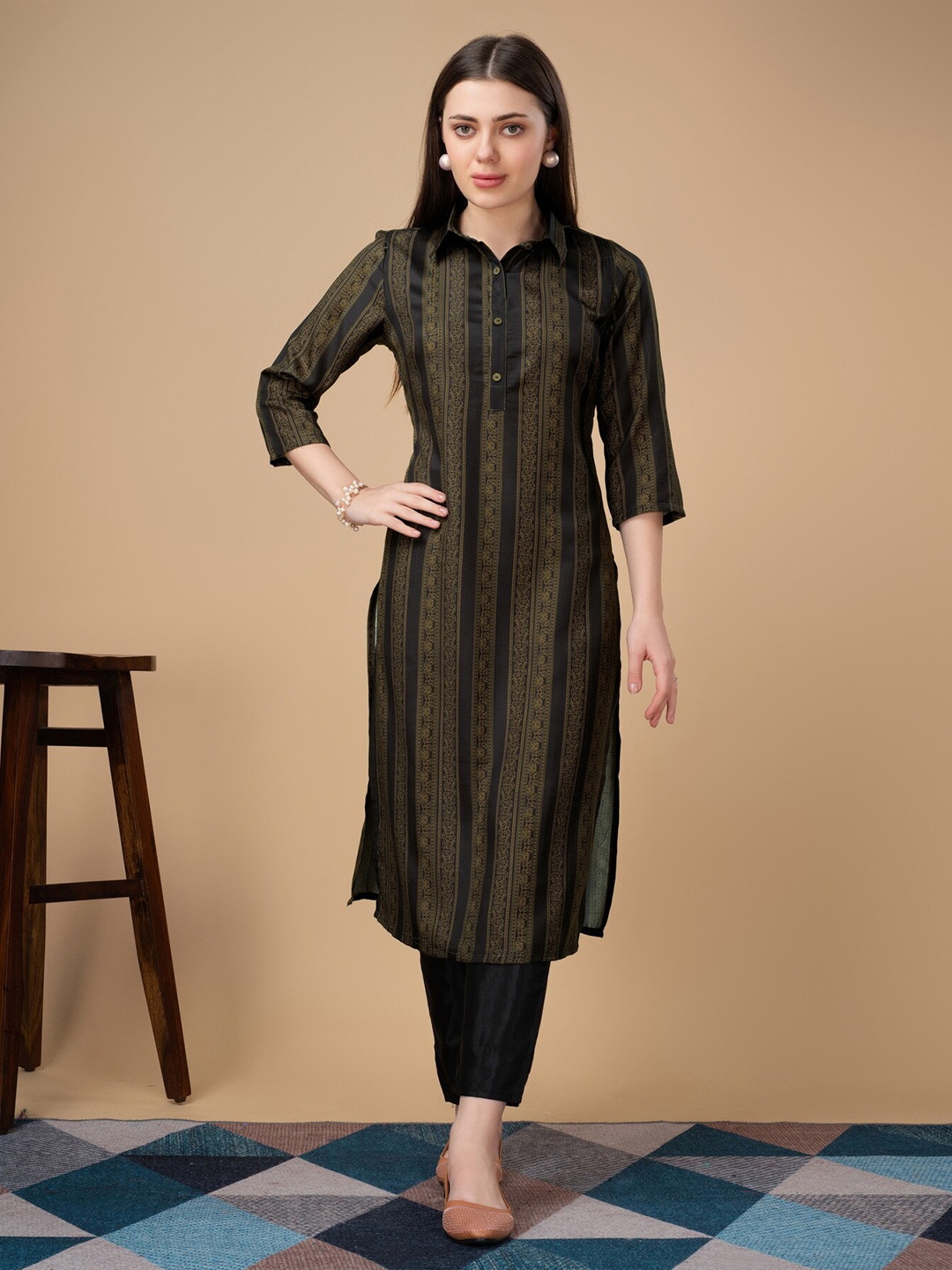 

soan Printed Shirt Collar Straight Kurta, Black