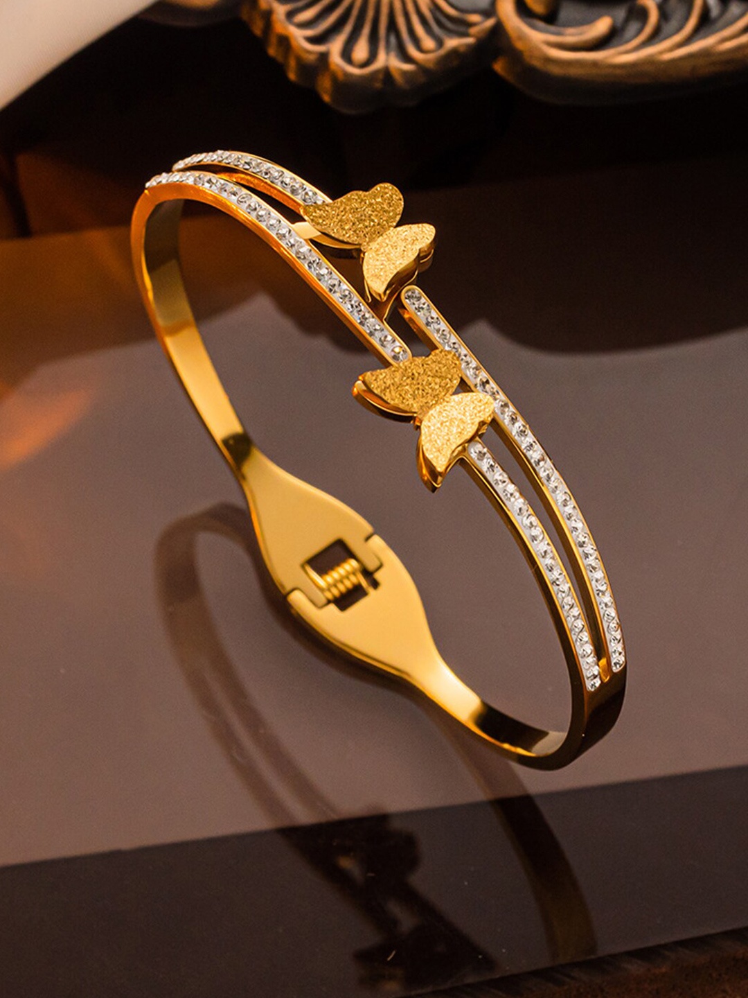 

Jewels Galaxy Set Of 3 Gold-Plated Silver-Plated Rose Gold-Plated Bangle-Style Bracelet