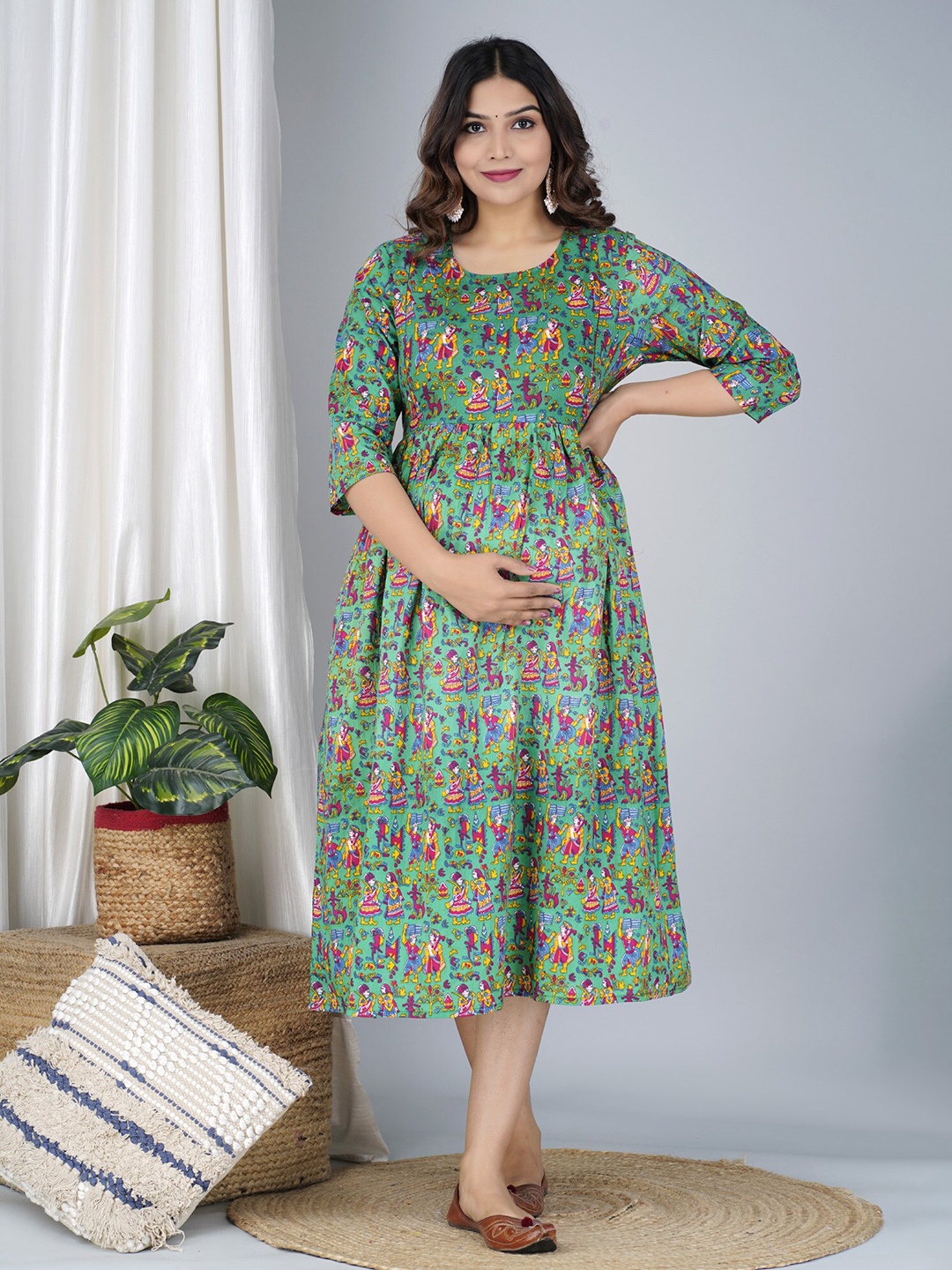 

BAESD Green Ethnic Motifs Print Maternity Fit & Flare Dress