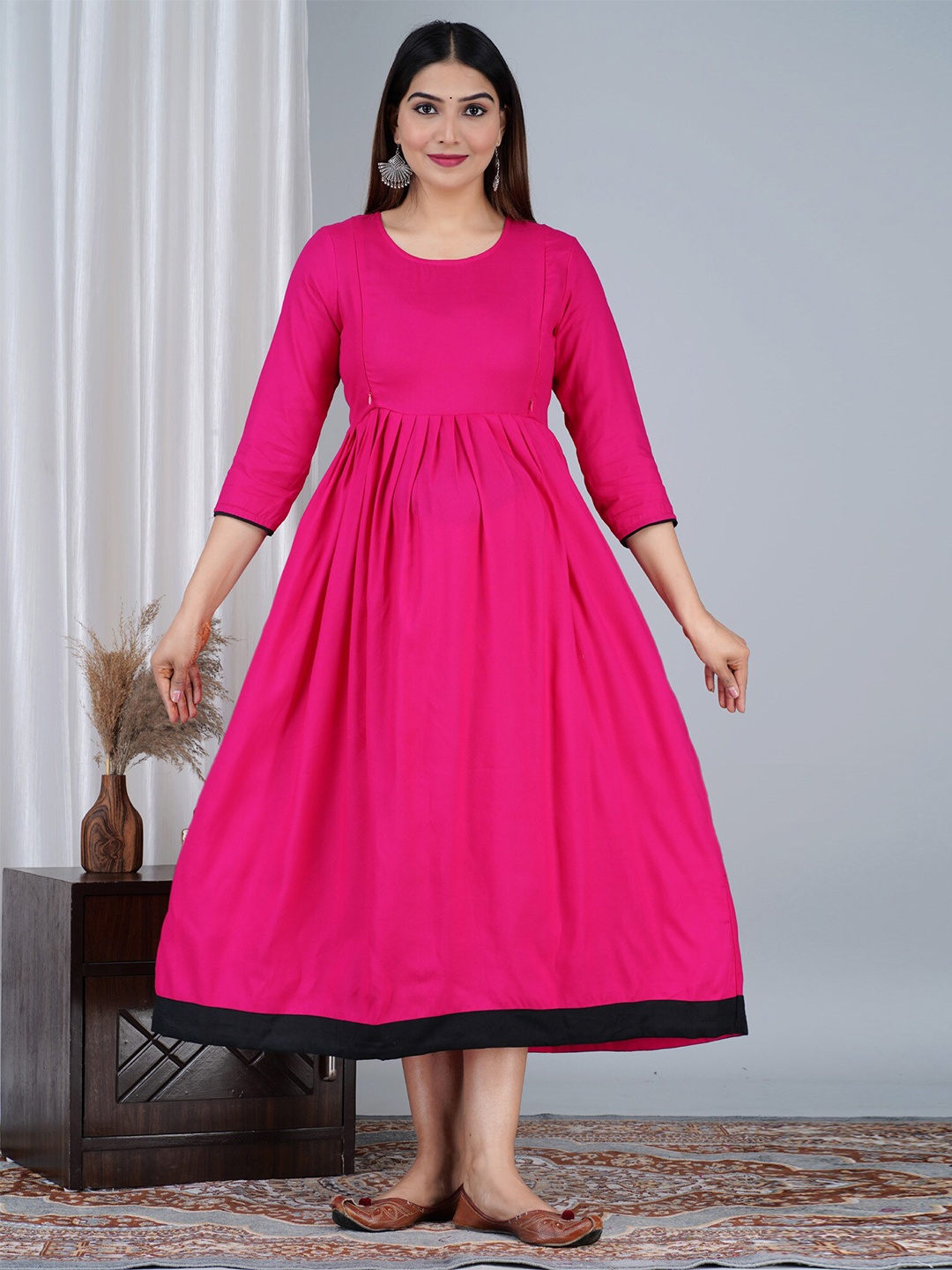 

BAESD Maternity Round Neck Fit & Flare Ethnic Dress, Pink