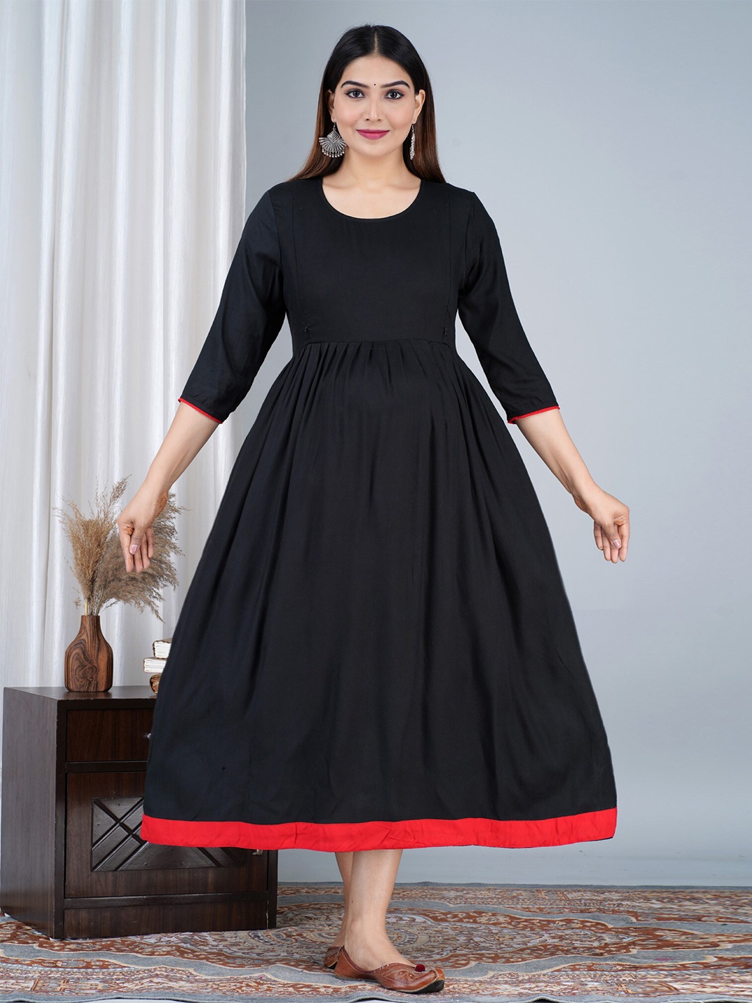 

BAESD Maternity Round Neck Fit & Flare Ethnic Dress, Black