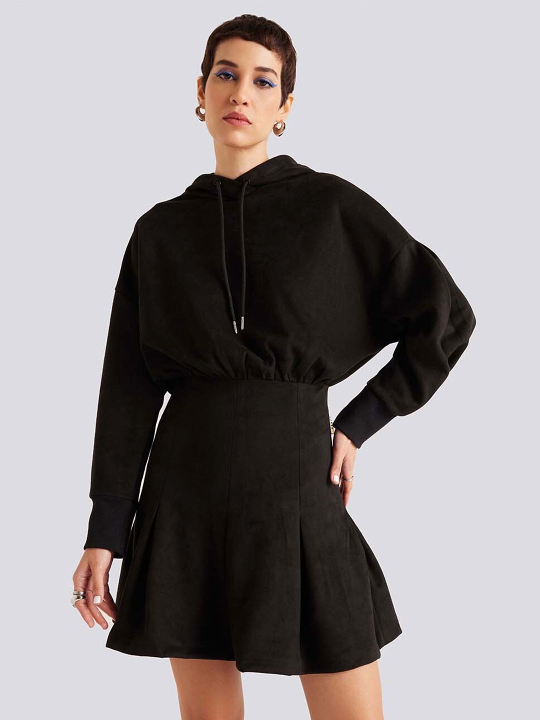 

Muvazo Hooded Puff Sleeves Gathered Fit and Flare Dress, Black
