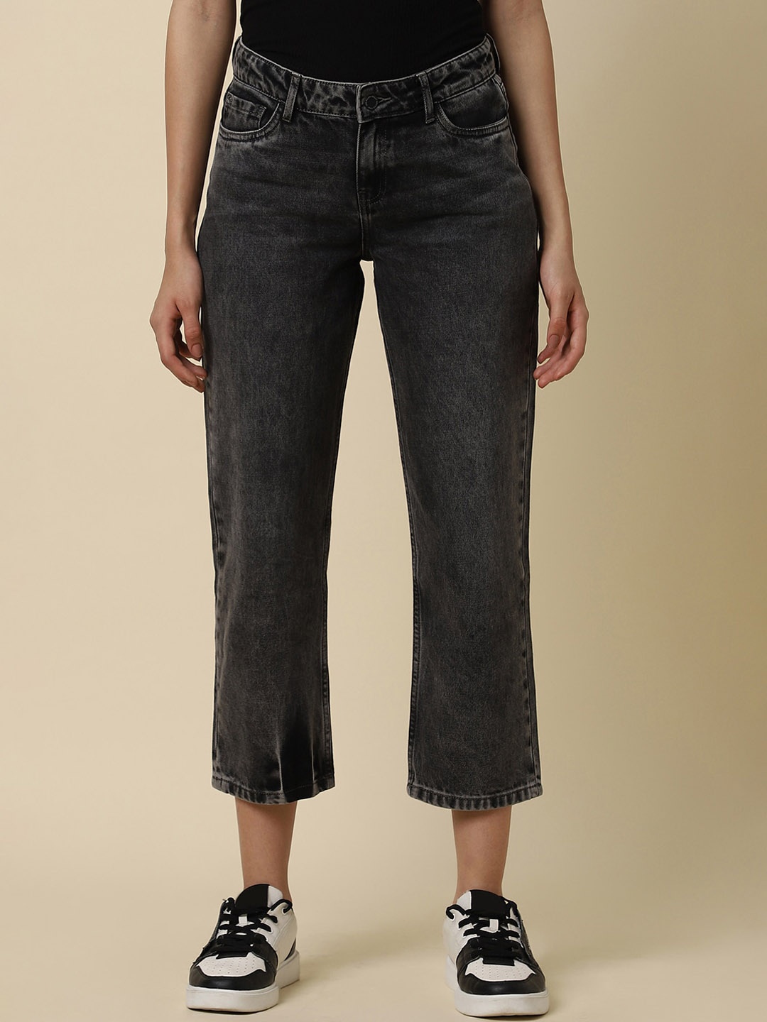 

Allen Solly Woman Clean Look Mid Rise Pure Cotton Jeans, Black