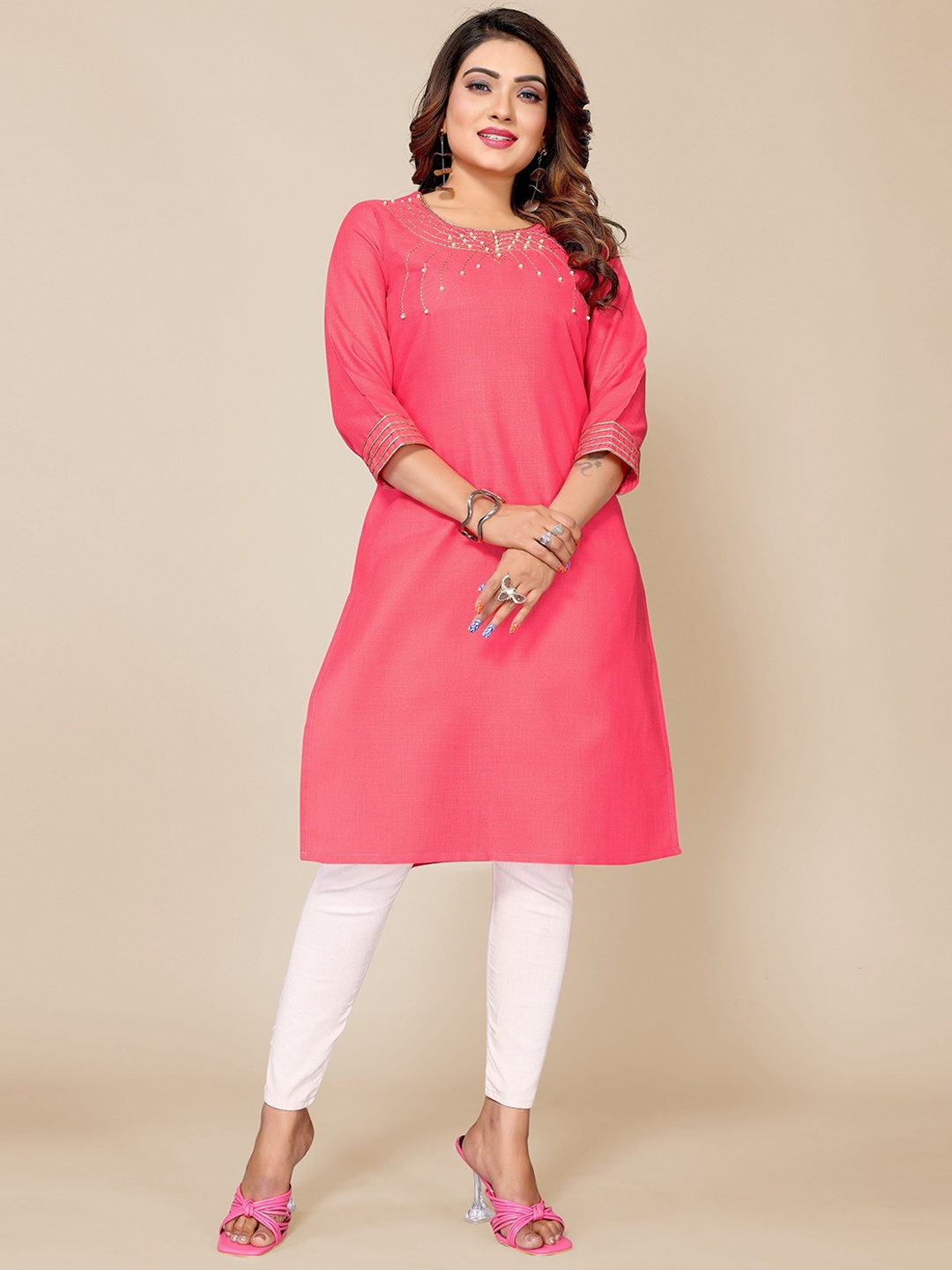 

Krimmple Geometric Embellished Beads and Stones Straight Kurta, Pink