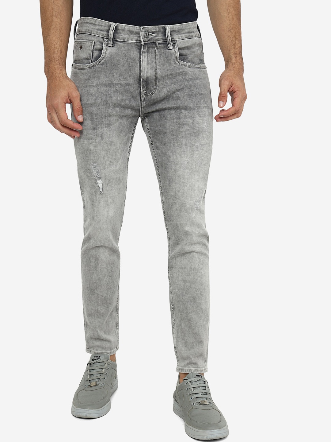 

Greenfibre Men Slim Fit Mildly Distressed Heavy Fade Stretchable Jeans, Grey