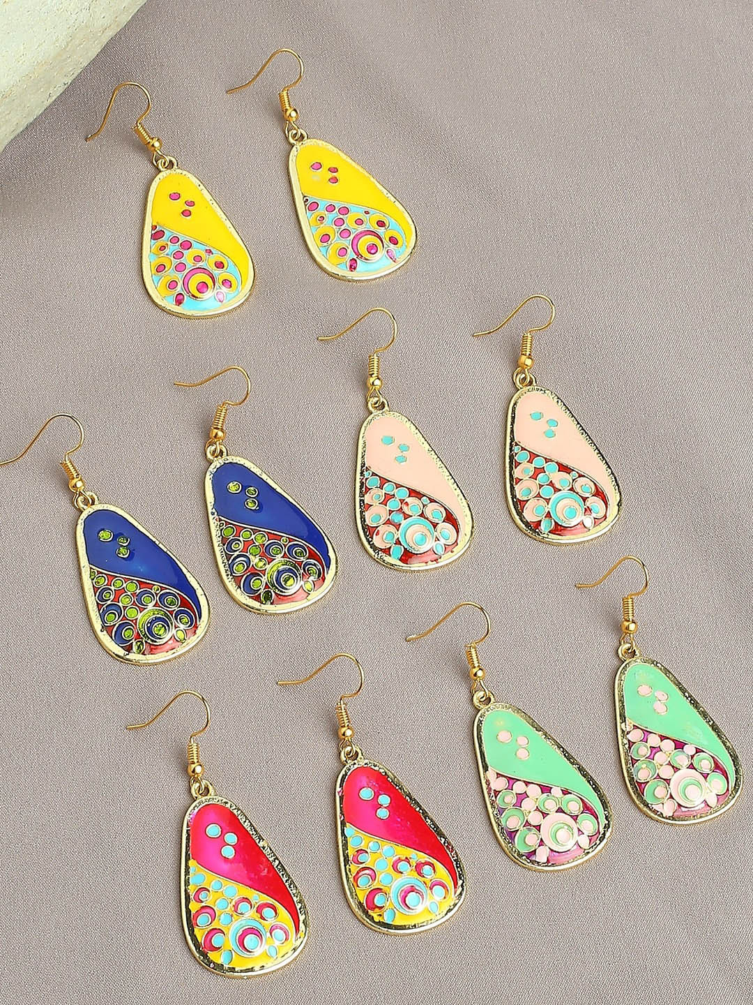 

OOMPH Pack Of 5 Meenakari Contemporary Drop Earrings, Green