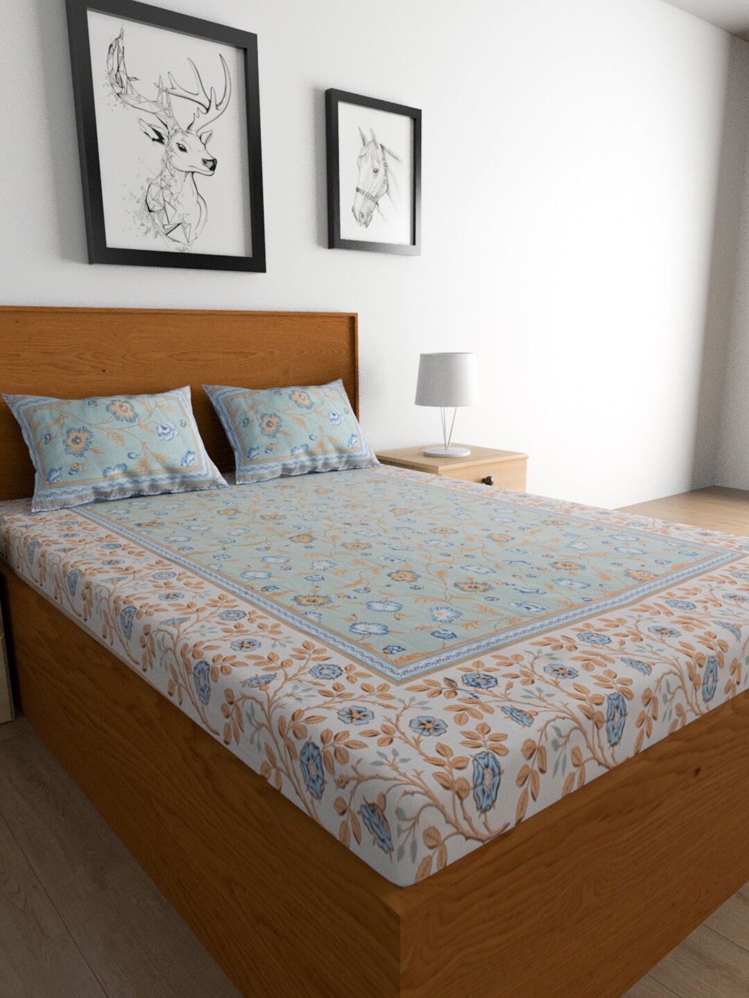

Urban Magic Orange & Bllue 104 TC King Bedsheet With 2 Pillow Covers