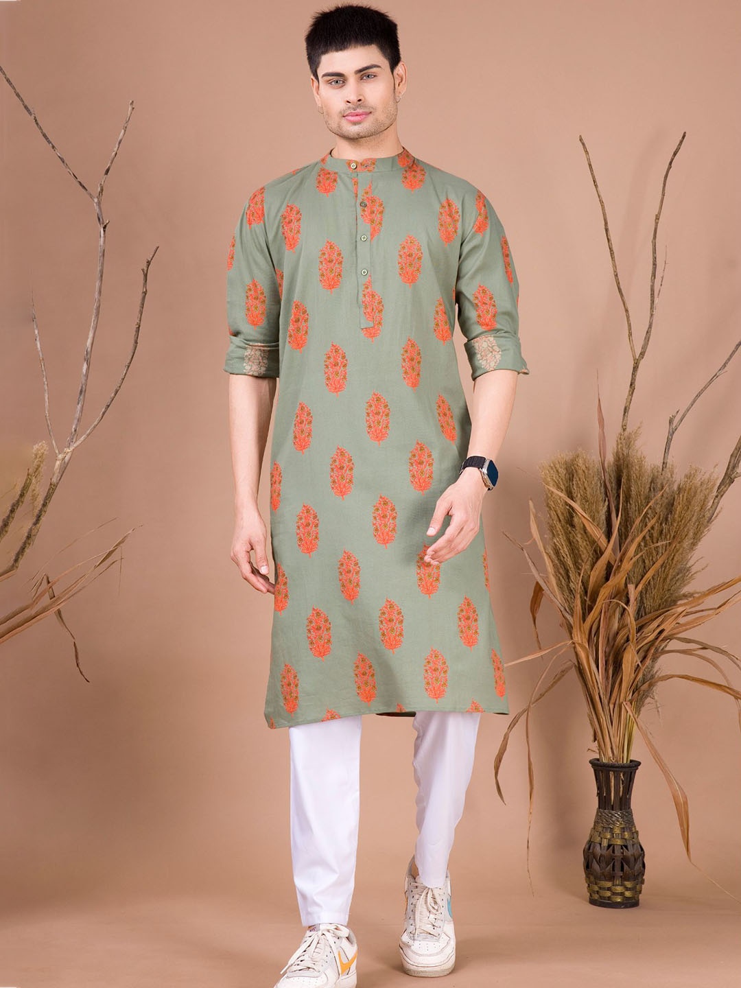 

SHIWAM ETHNIX Floral Printed Cotton Band Collar Kurta, Green