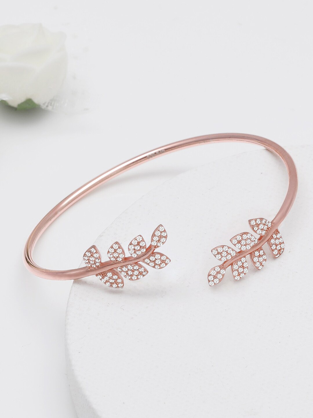 

GIVA 925 Sterling Silver Rose Gold-Plated Cubic Zirconia Cuff Bracelet