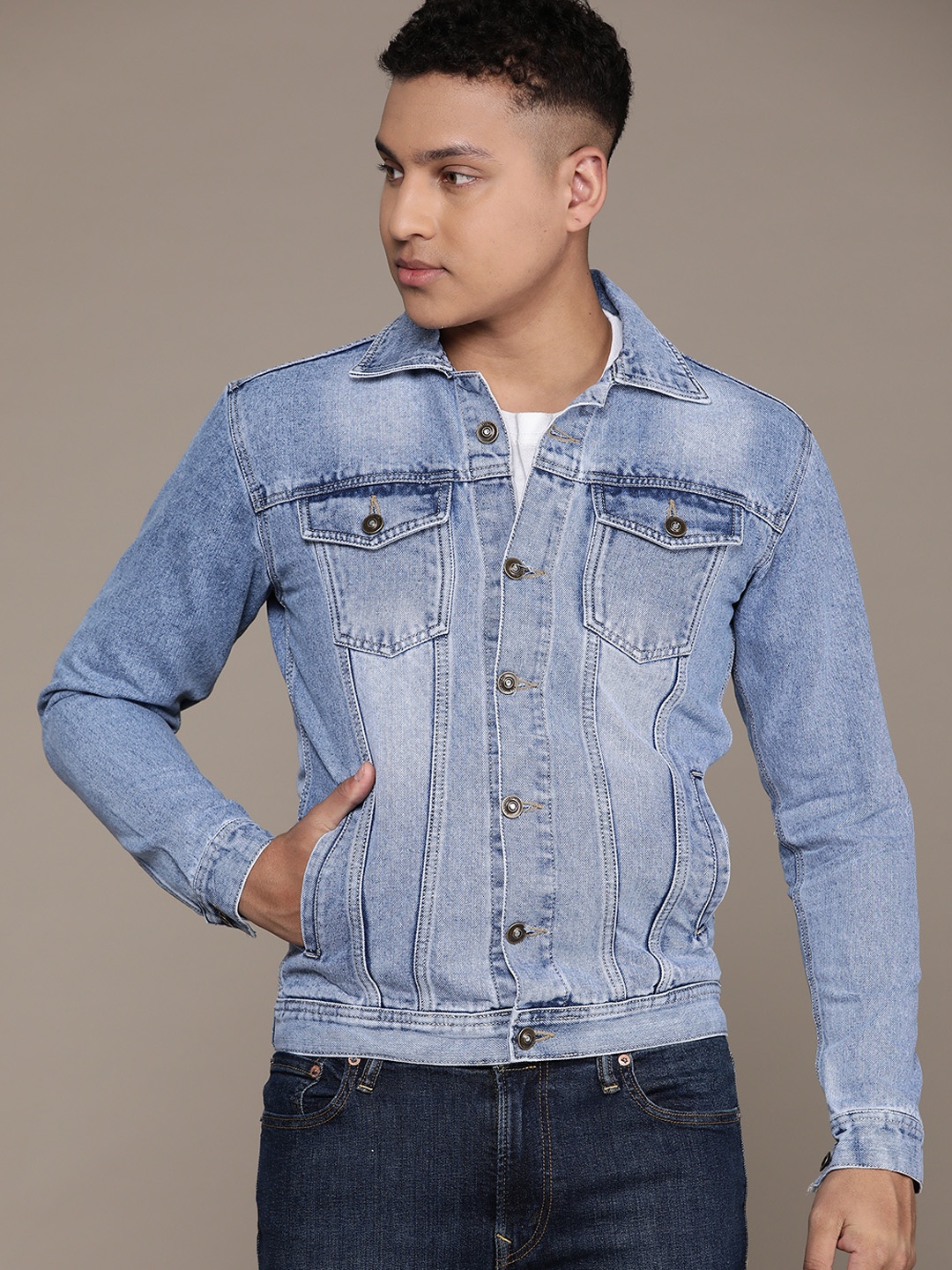 

Roadster Men Pure Cotton Denim Jacket, Blue