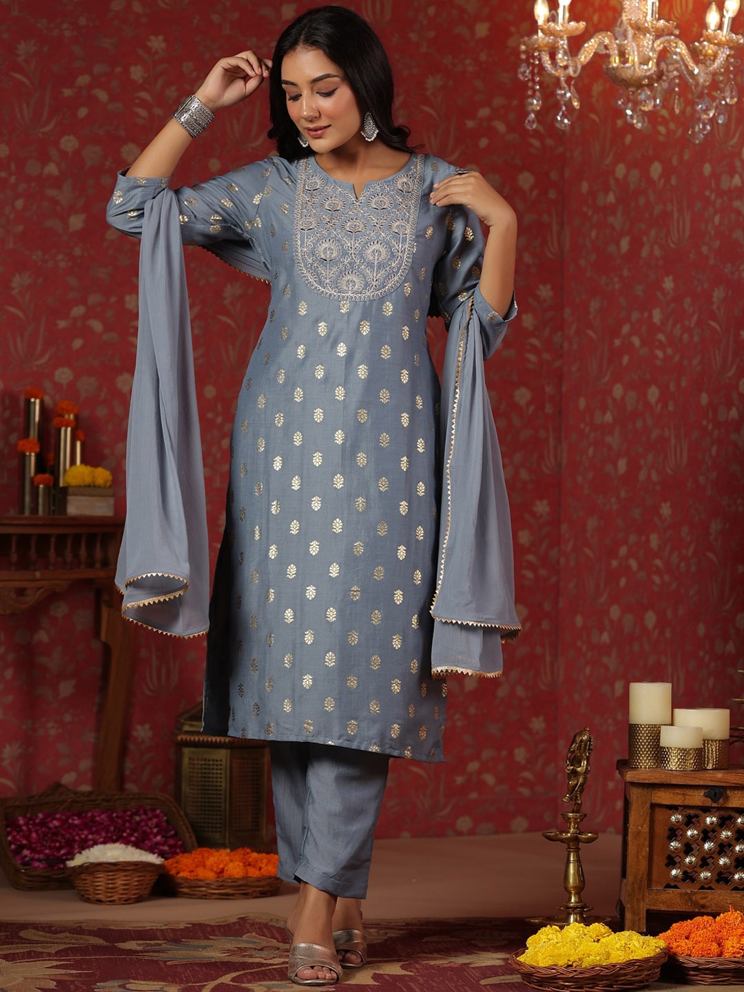 

Ishin Grey Ethnic motifs Woven Design Thread Work Kurta & Trousers With Dupatta