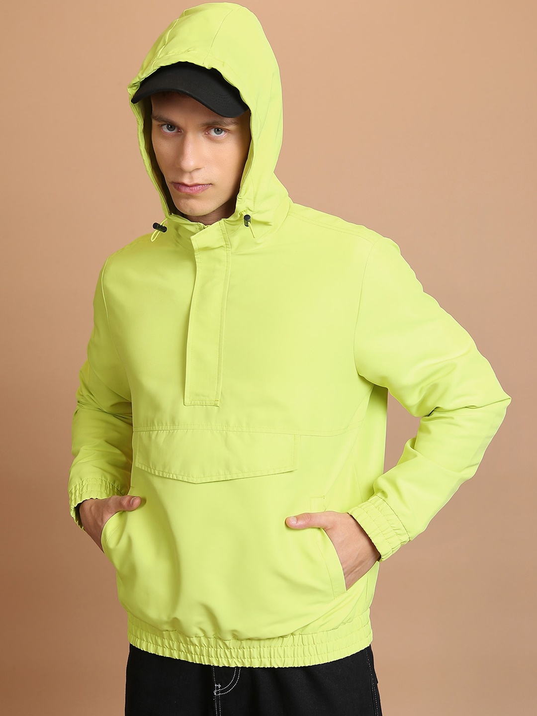 

HIGHLANDER Hooded Bomber Jacket, Green