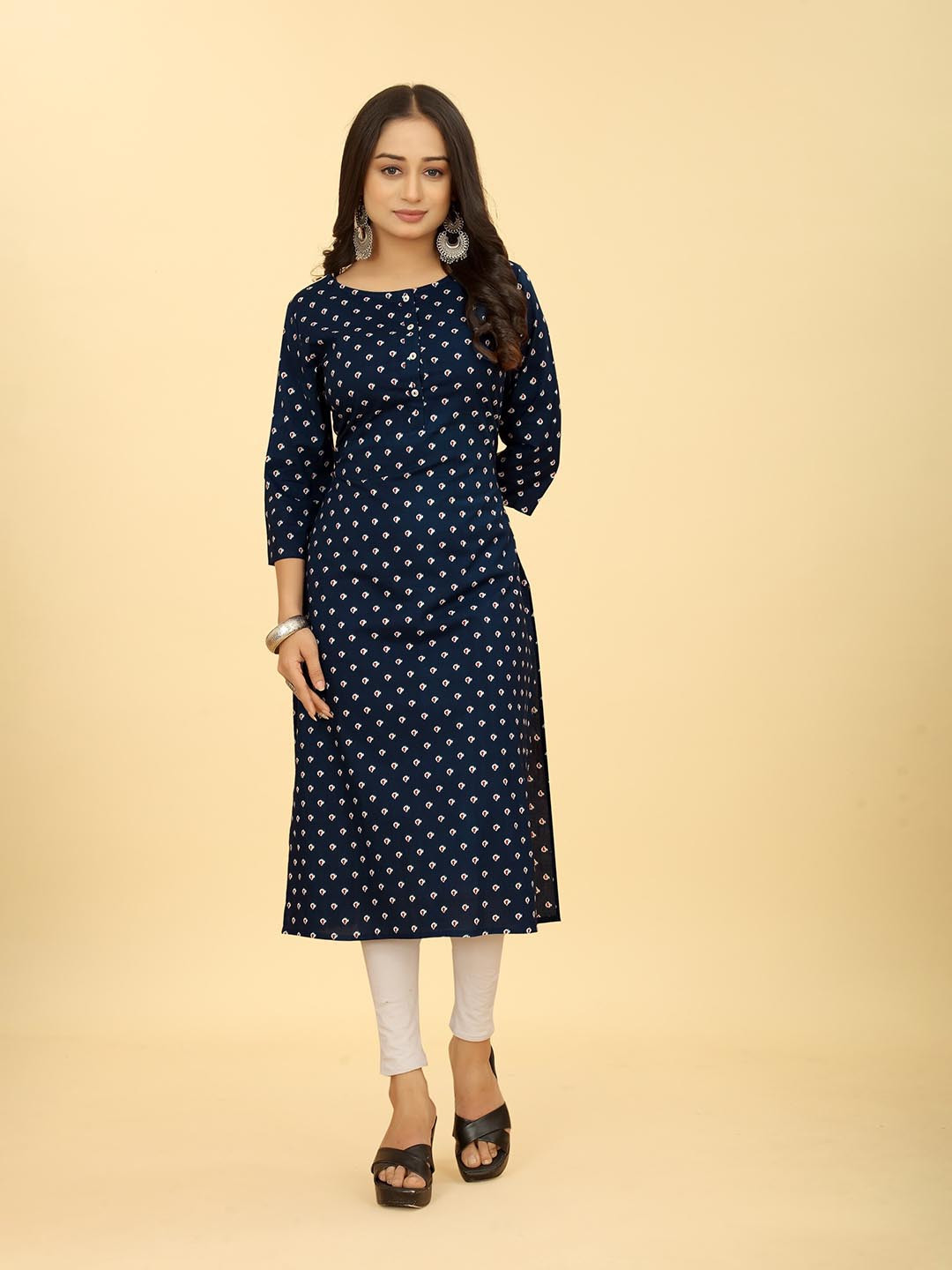 

SAKSHIPRIYA Printed Straight Kurta, Blue