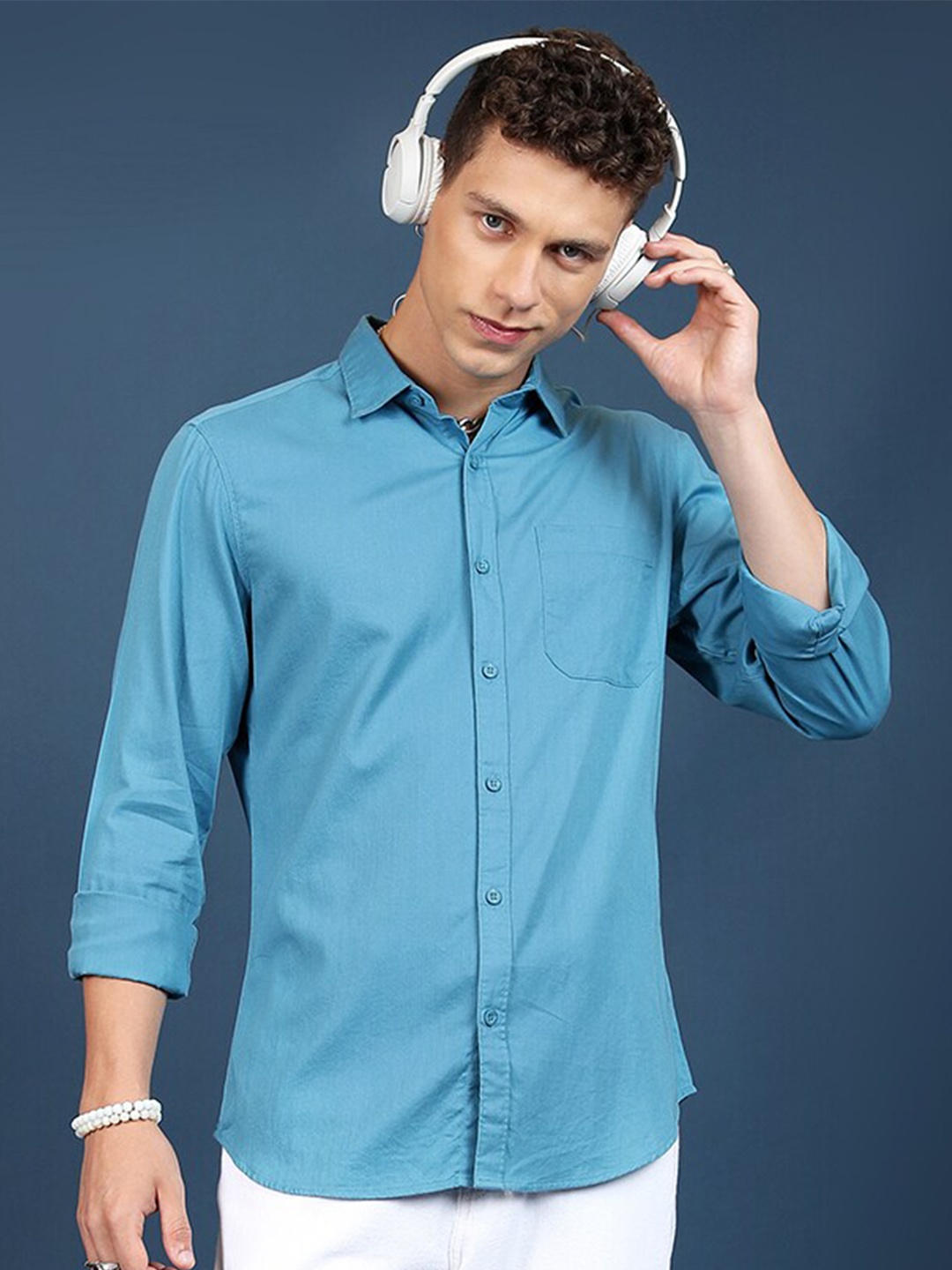 

HIGHLANDER Blue Slim Fit Spread Collar Cotton Casual Shirt