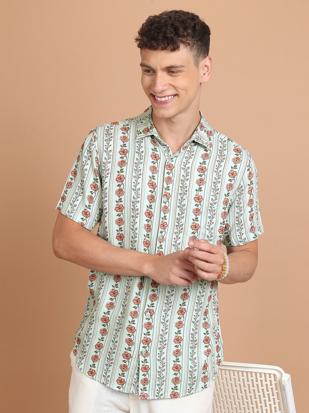 

HIGHLANDER Floral Printed Slim Fit Casual Shirt, Green