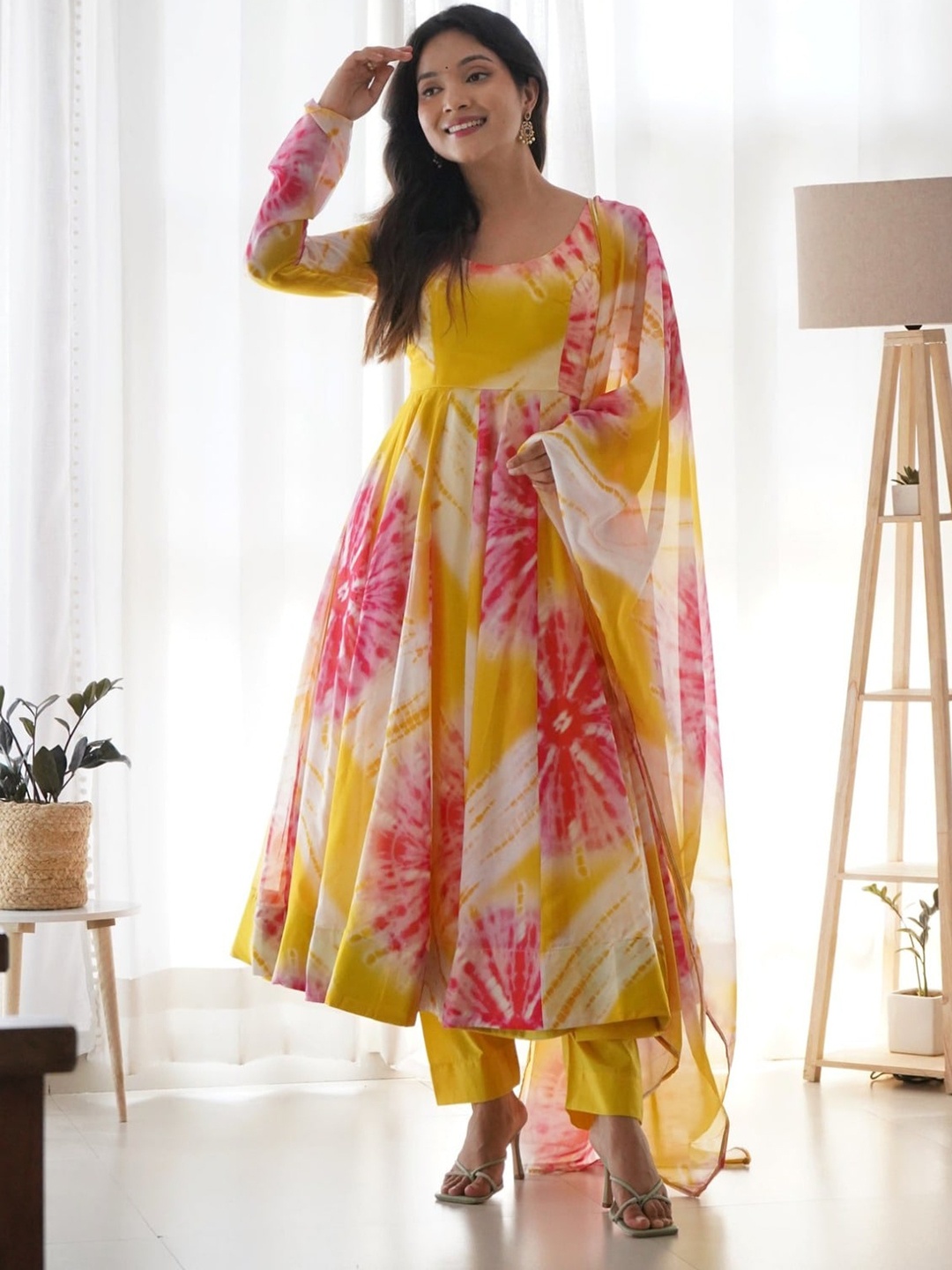 

Growdamy Floral Printed Anarkali Kurta with Trousers & With Dupatta, Yellow