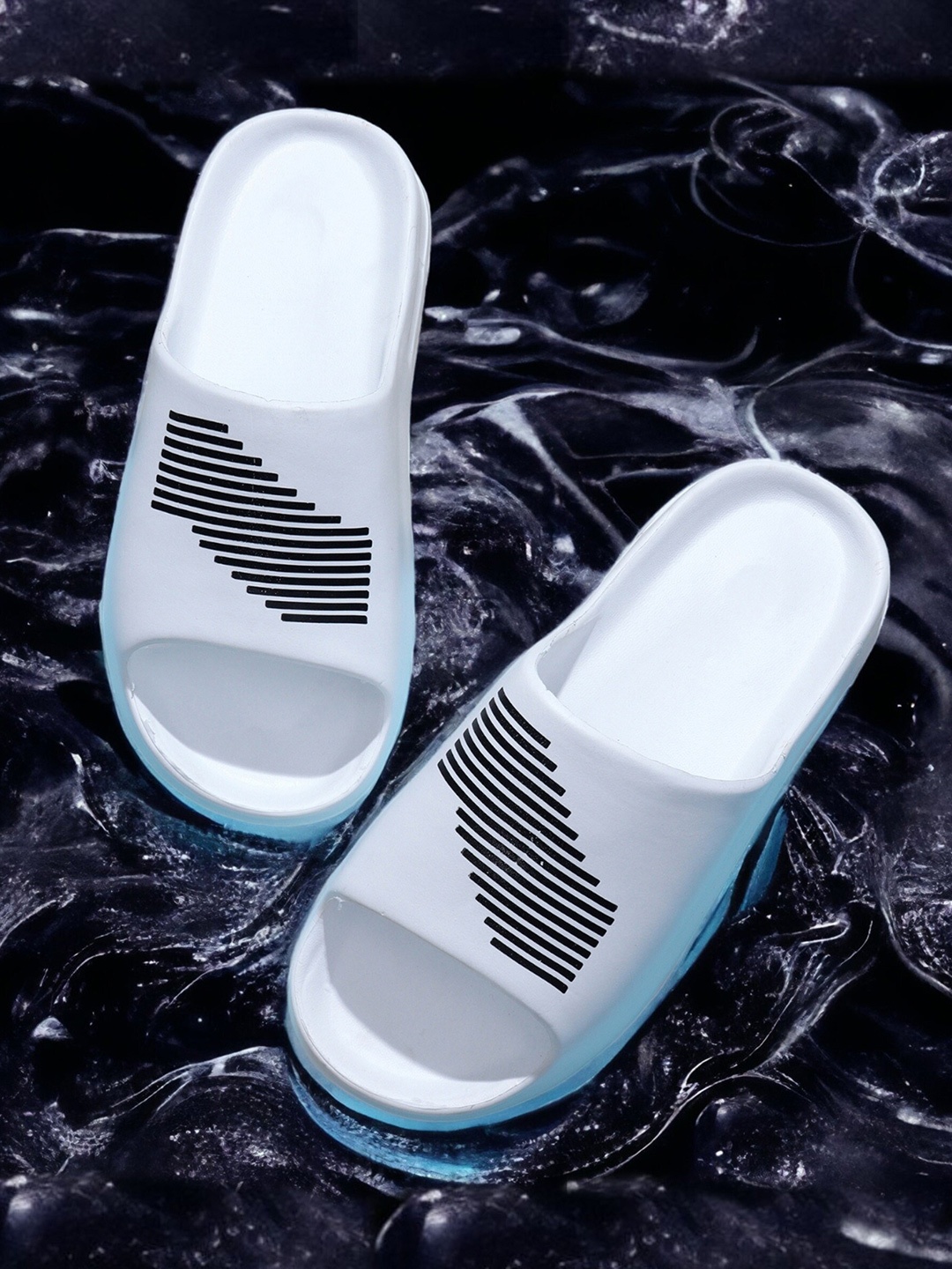 

Pampy Angel Men Printed Croslite Sliders, White