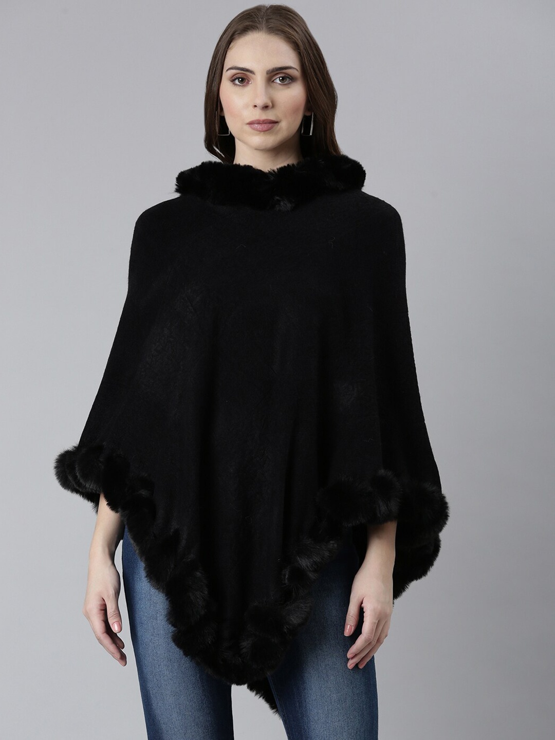 

SHOWOFF Round Neck Fuzzy Acrylic Poncho, Black