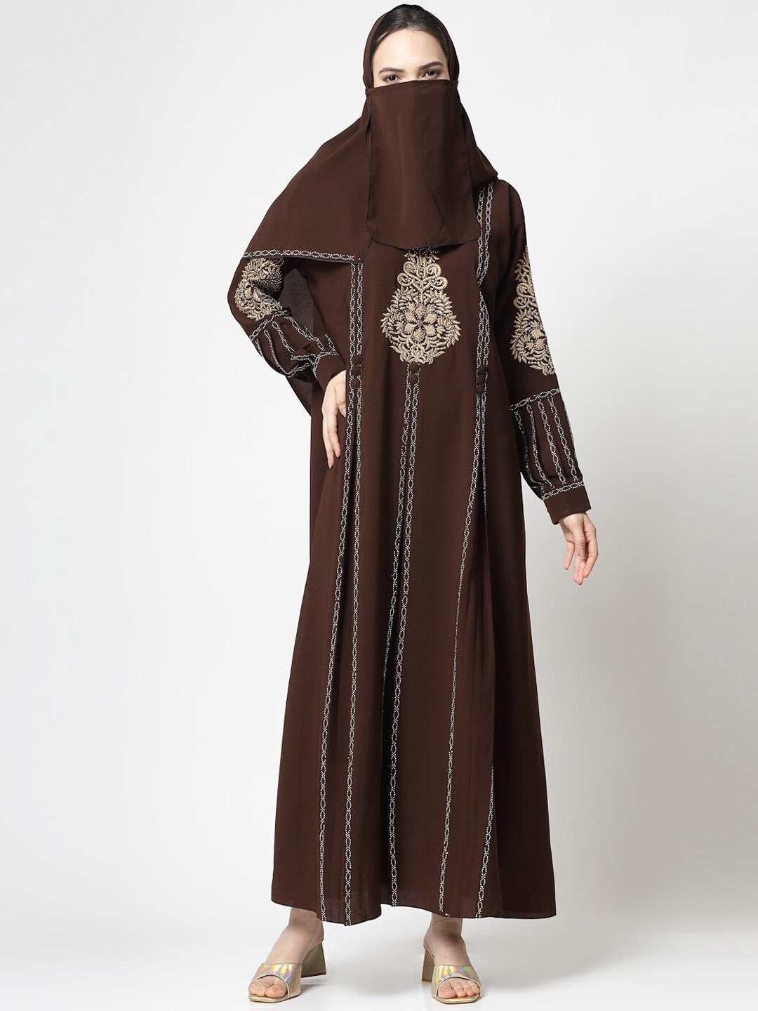 

KLOTTHE Round Neck Embellished Burqa With Scarves, Maroon