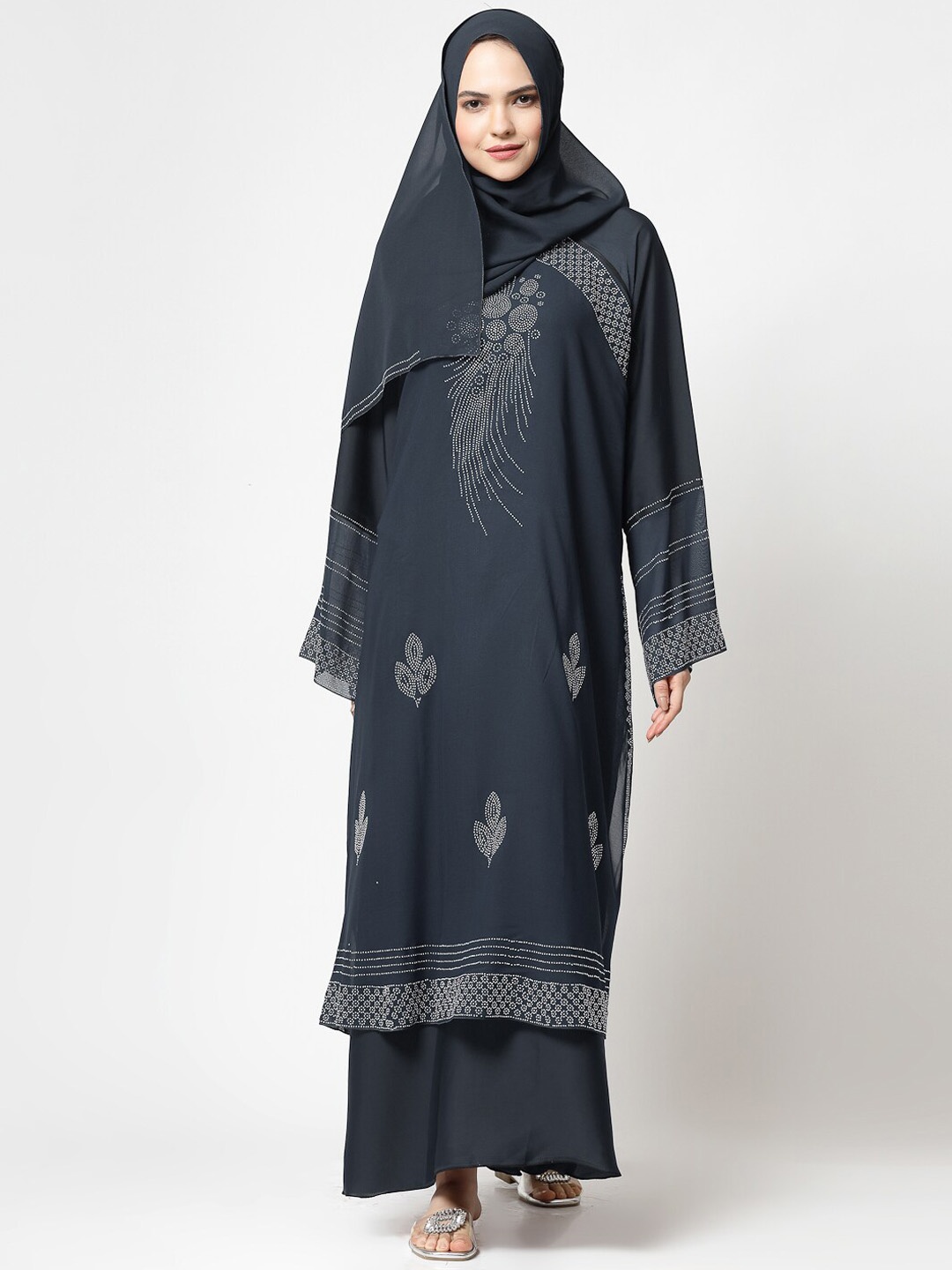 

KLOTTHE Embellished Burqa With Scarf, Grey